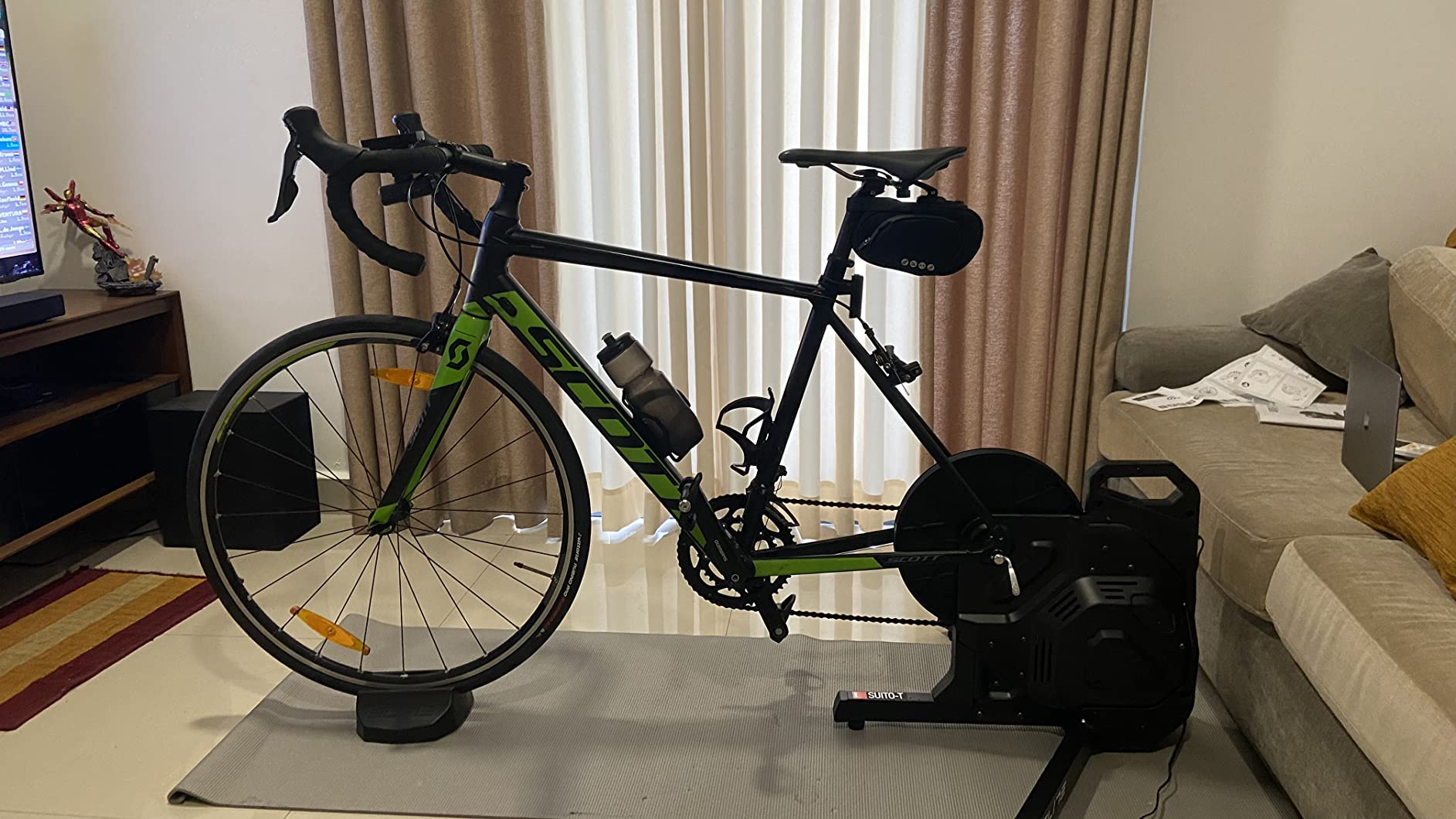 Elite Suito-T Interactive Direct-Drive Smart Trainer – Powerful, Quiet, and Compact Indoor Cycling Trainer with +/-2.5% Accuracy – ANT+ & Bluetooth Connectivity – Compatible with Road, Gravel & MTB - Customer Photo 3