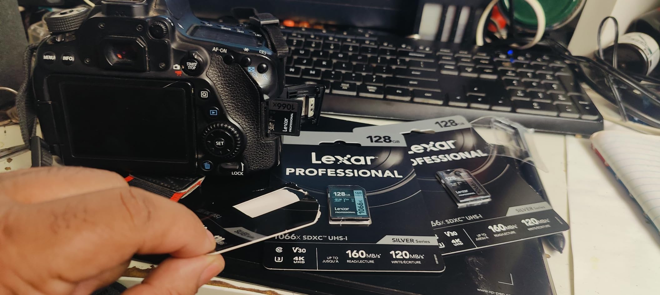 Lexar 512GB Professional 1066x SD Card, UHS-I, C10, U3, V30, Full HD, 4K, Up To 160MB/s Read SDXC Memory Card, for DSLR & Mirrorless Cameras (LSD1066512G-BNNNU) - Customer Photo 1