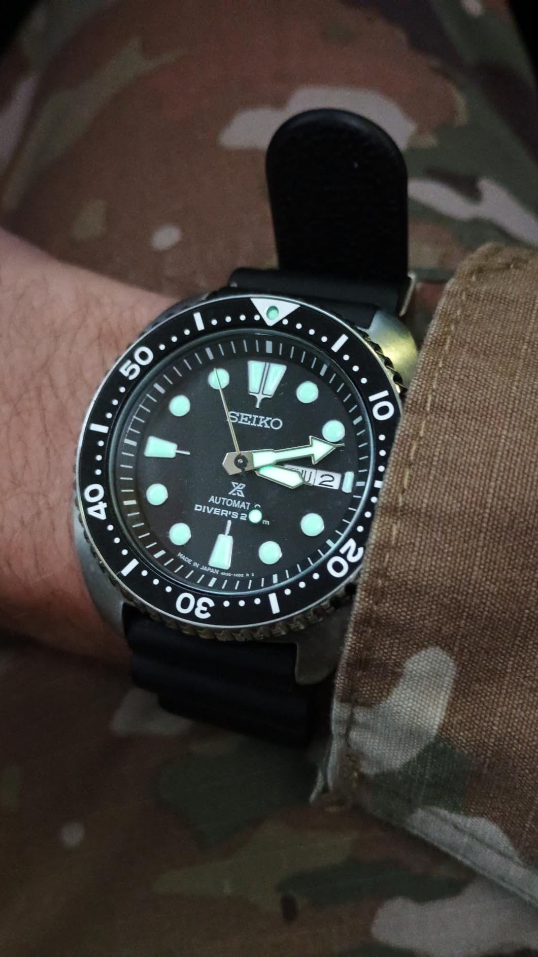 SEIKO SRPE93 Automatic Dive Watch for Men - Prospex Collection - LumiBrite Hands, Date Calendar - Water Resistant 200M - Customer Photo 1