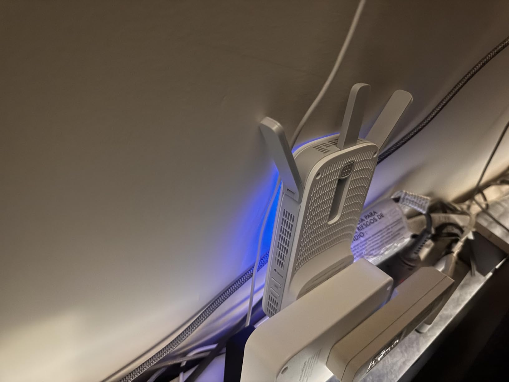 TP-Link AC1900 WiFi Range Extender RE550 | Dual-Band Wireless Repeater Amplifier w/Gigabit Ethernet Port | Up to 2200 Sq. Ft., 32 Devices | Internet Signal Booster | APP Setup | EasyMesh Compatible - Customer Photo 1