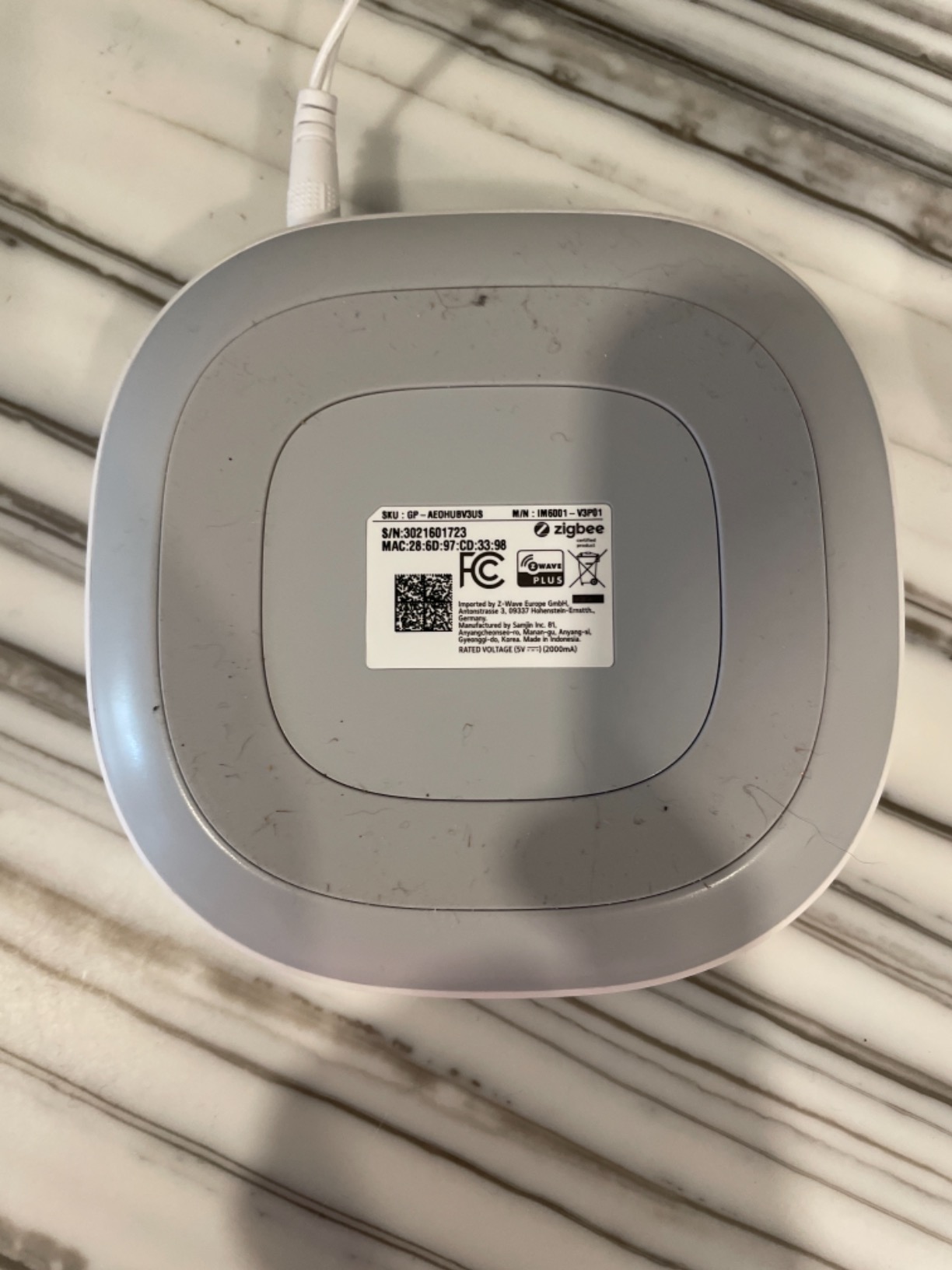 Aeotec Smart Home Hub, Works as a SmartThings Hub, Z-Wave, Zigbee, Matter Gateway, Compatible with Alexa, Google Assistant, WiFi - Customer Photo 1