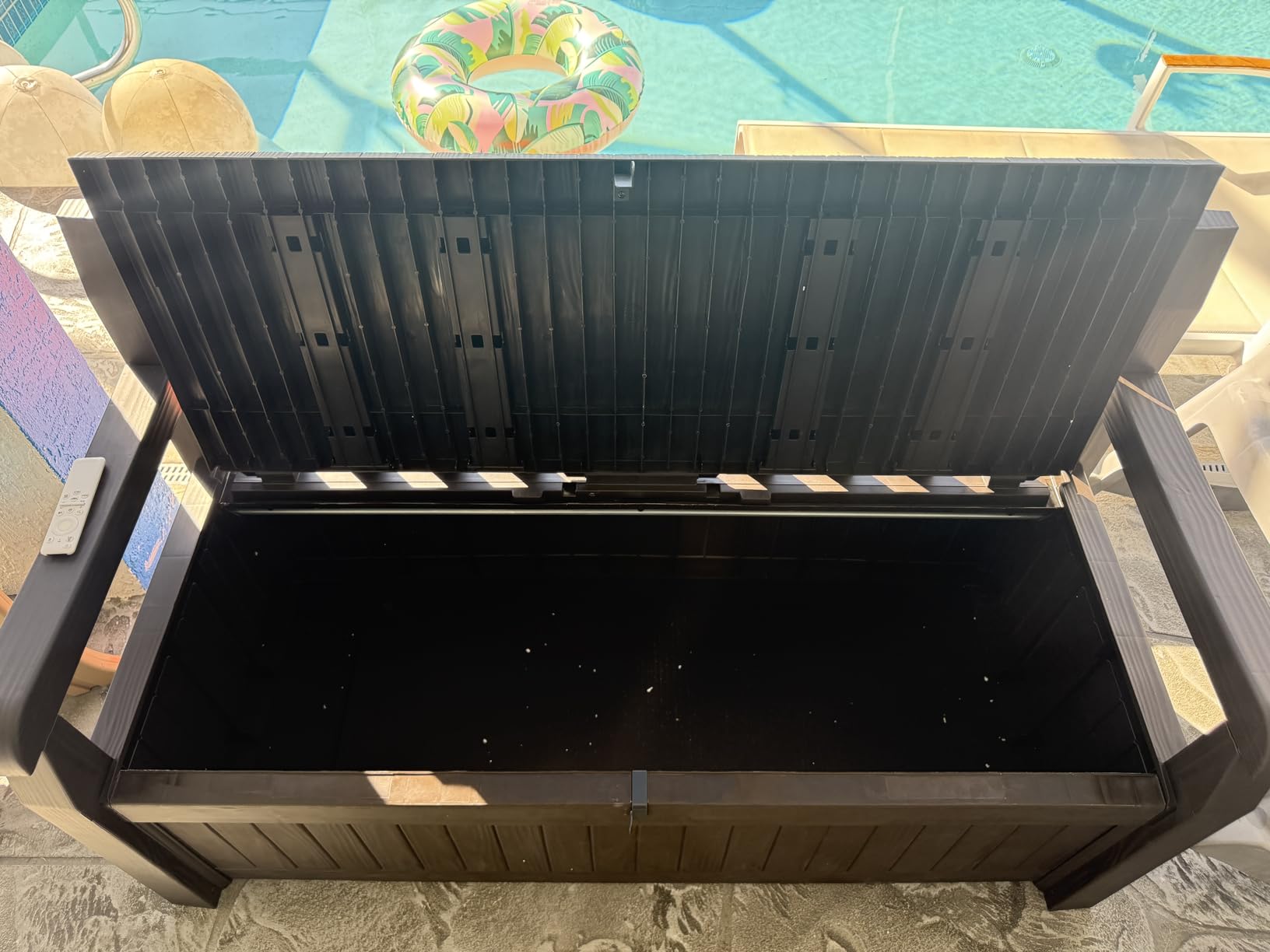 Keter Solana 70 Gallon Storage Bench Deck Box for Patio Storage, Front Porch Decor and Outdoor Seating – Perfect to Store Garden Tools and Pool Floats, Graphite - Customer Photo 2