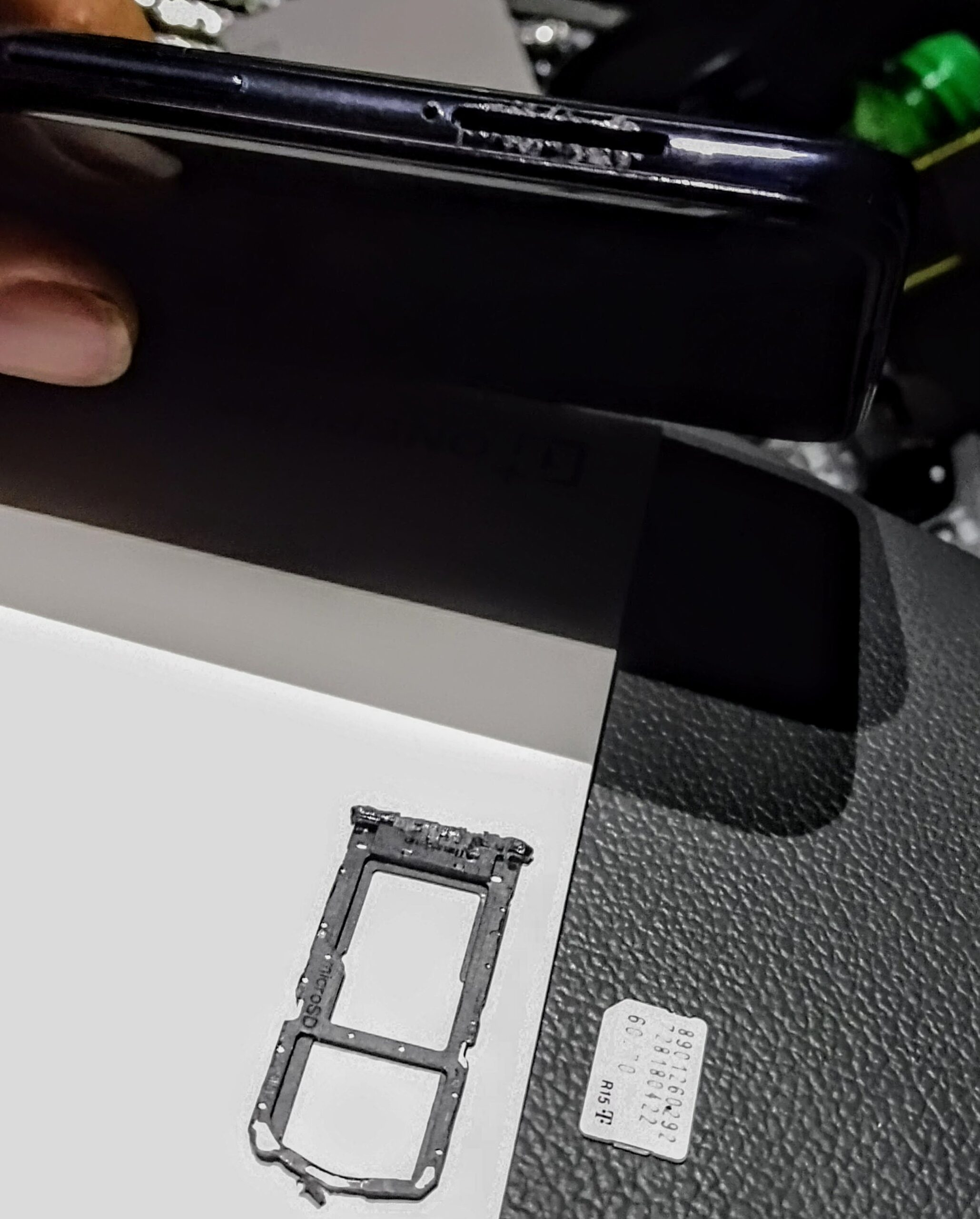 OnePlus Nord N10 5G Unlocked, Midnight Ice, 6GB RAM + 128GB storage, US Version (Renewed) - Customer Photo 2