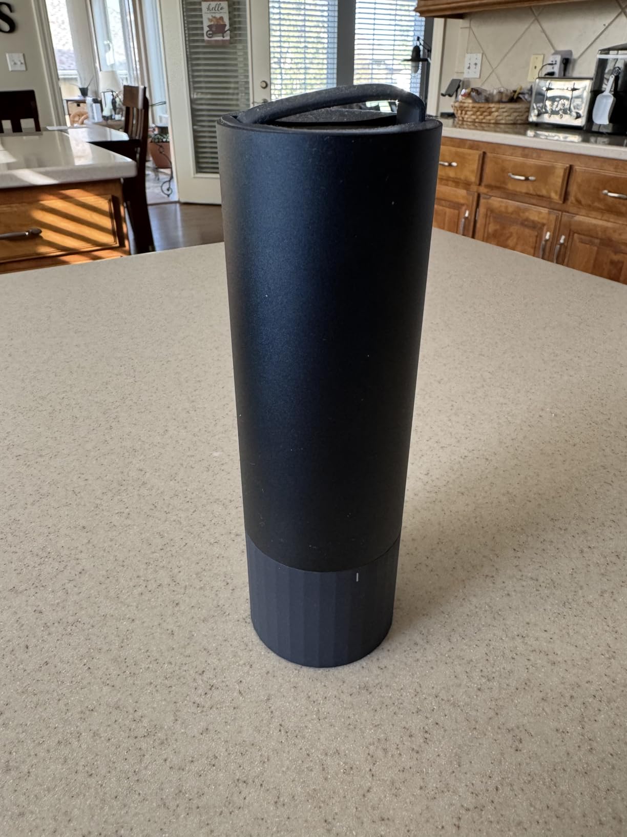 HOTO Electric Screwdriver Rechargeable, 3.6V Cordless Screwdriver Set USB-C, 1/4'' Hex Bits, 3 Torque Settings, 1500mAh Battery, LED Light & 12 S2 Metal Bits for Furniture/Electrical Repairs - Customer Photo 1