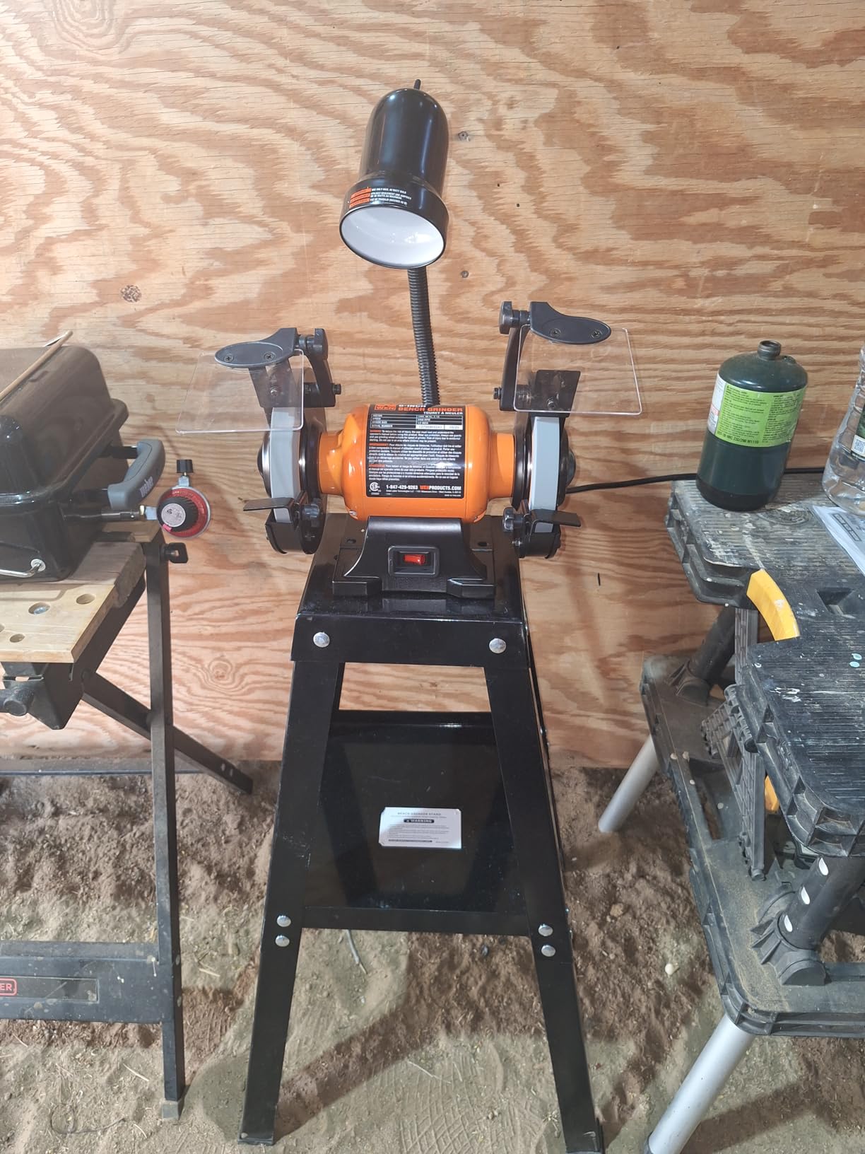 WEN BG4276 2.1-Amp 6-Inch Single Speed Bench Grinder with Flexible Work Light Customer Review WEN BG4276 2.1-Amp 6-Inch Single Speed Bench Grinder with Flexible Work Light - Customer Photo 1