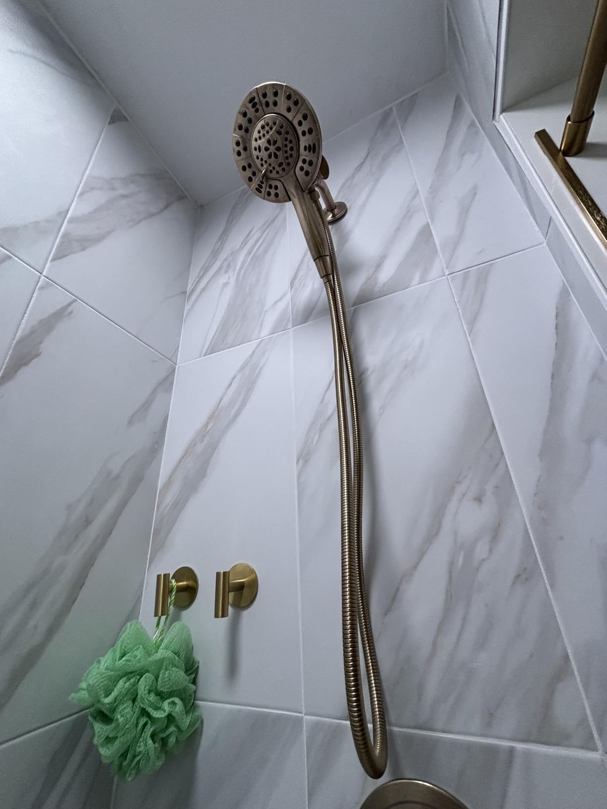 Delta Arvo 14 Series Brushed Nickel Shower Faucet Set with In2ition 2-in-1 Dual Shower Head with HandHeld Spray Combo, Valve Trim Kit, SpotShield Stainless 142840-SP-I (Valve Included) - Customer Photo 2