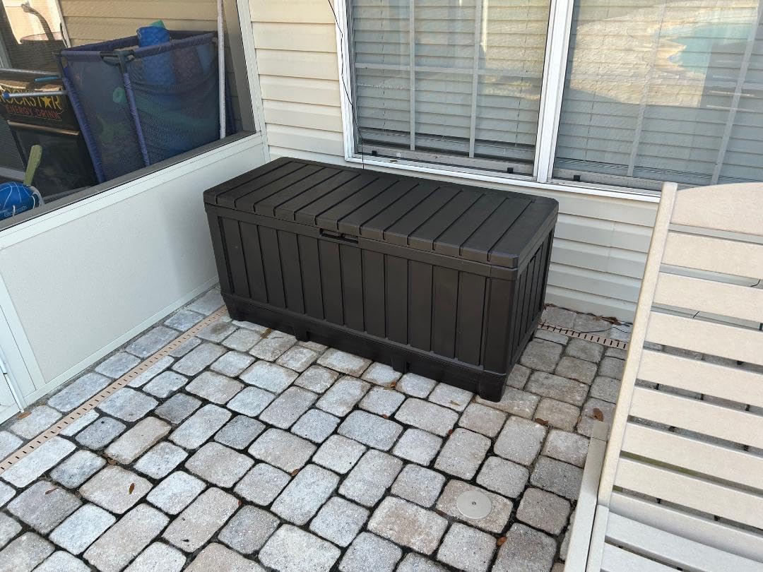 Keter Kentwood 92 Gallon Resin Deck Box-Organization and Storage for Patio Furniture Outdoor Cushions, Throw Pillows, Garden Tools and Pool Floats, Brown - Customer Photo 1