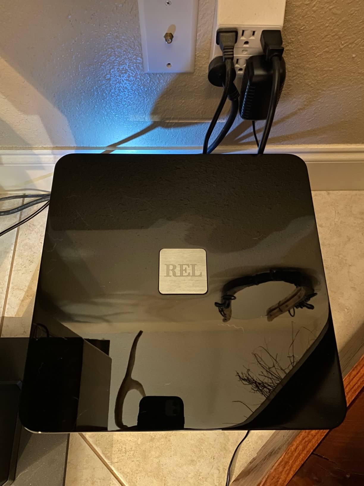 REL T/5x 8-Inch Powered Subwoofer - Compact Sealed Design with Class AB Amplifier, RCA Inputs, and Powerful Bass for HiFi Stereo Systems, Home Theater, and Surround Sound - High Gloss Black Finish - Customer Photo 1