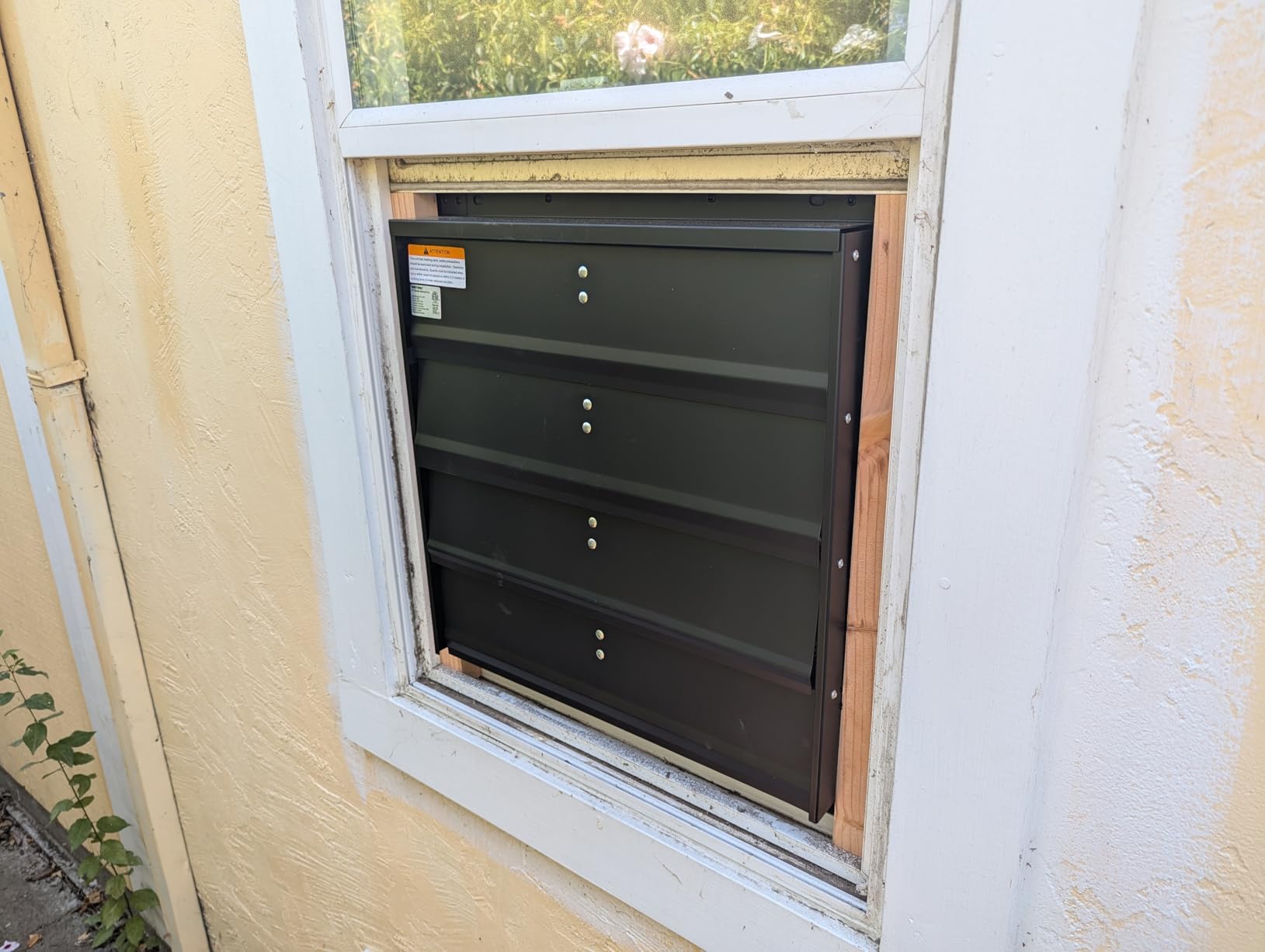 VENTISOL 14 Inch Shutter Exhaust Fan Wall Mounted, Aluminum Blades, 1950CFM, with 1.65 Meters Power Cord Kit for Garage, Greenhouse, Shed, Shop-Black - Customer Photo 2