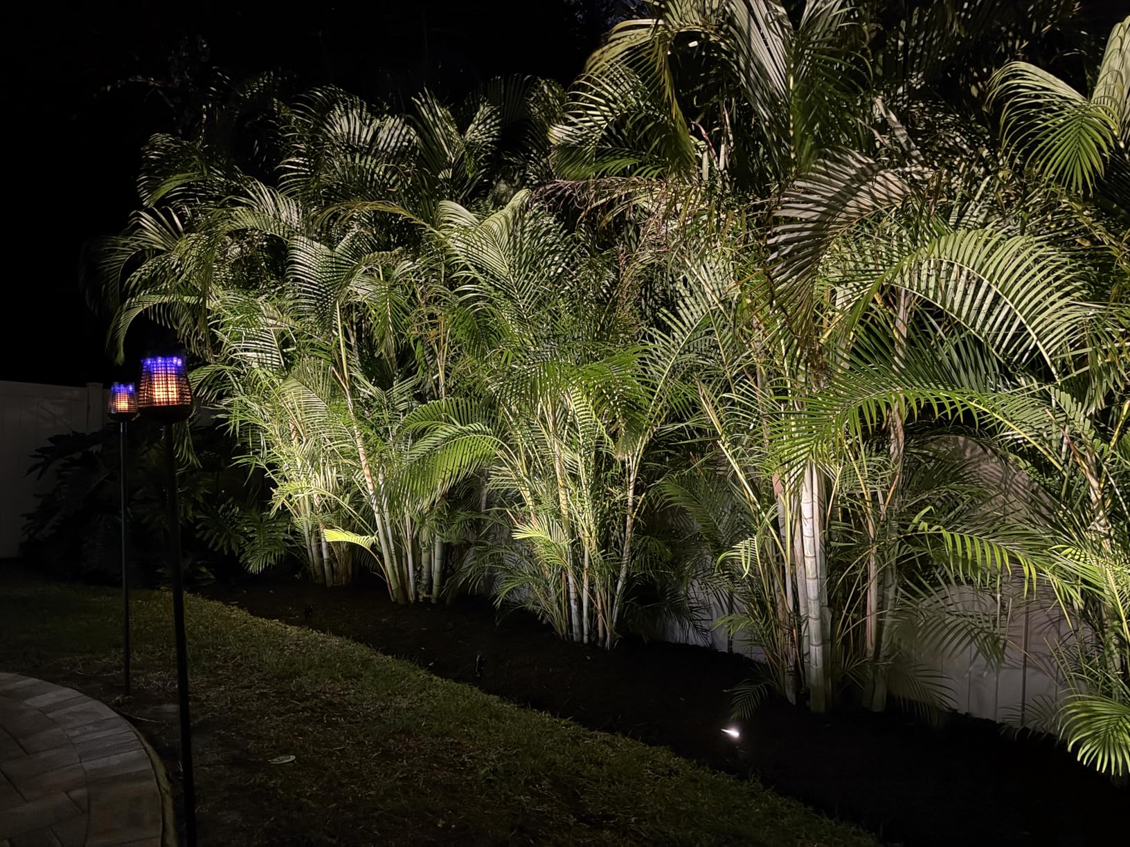 SUNVIE 24 Pack Low Voltage Landscape Lights LED 12W Landscape Lighting with connectors AC/DC 12V-24V Outdoor Spotlight IP65 Waterproof Tree Flag Lights Warm White Spotlights for Yard Garden Pathway - Customer Photo 2