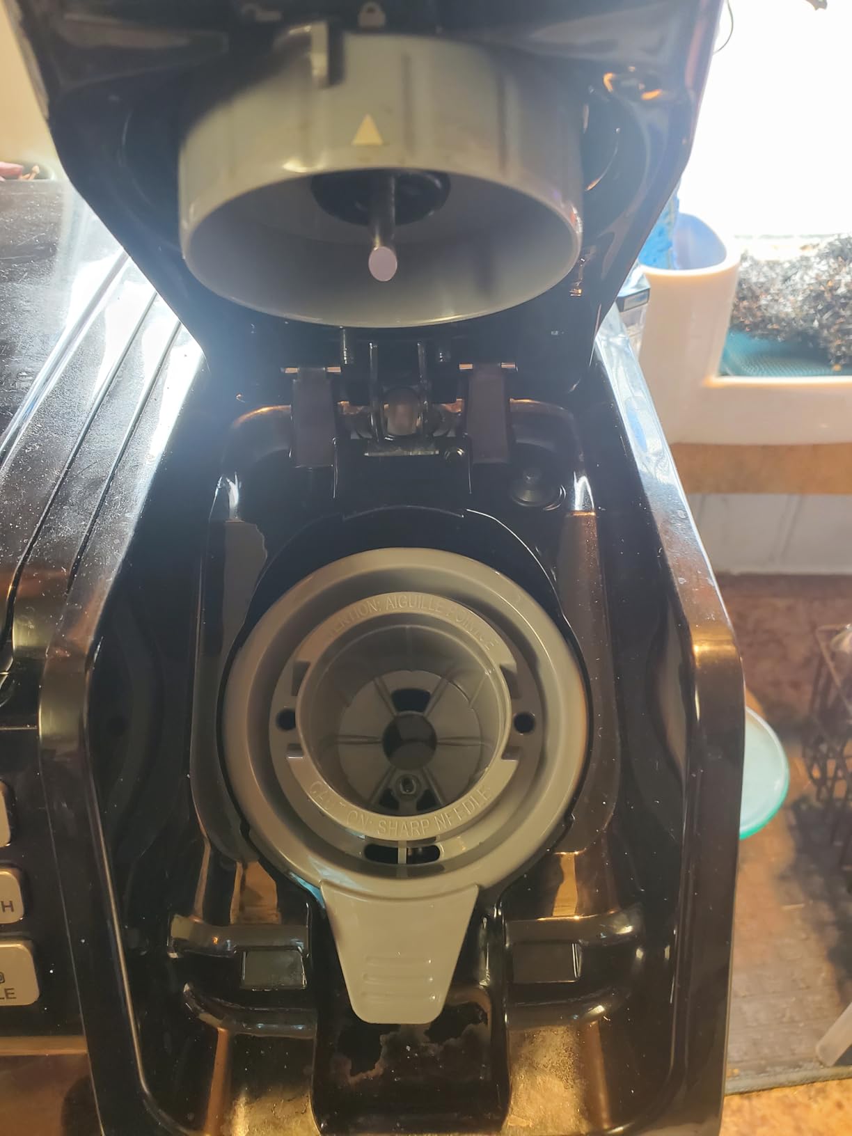 Hamilton Beach FlexBrew Trio 2-Way Coffee Maker, Compatible with K-Cup Pods or Grounds, Combo, Single Serve & Full 12c Pot, Black - Fast Brewing (49902) - Customer Photo 1