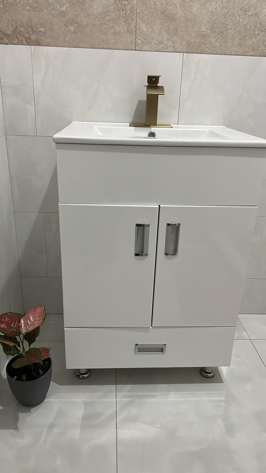 Ryuwanku Bathroom Faucet Matte Black Modern Waterfall Bathroom Sink Faucet with Single Handle Suitable for 1 or 3 Holes,Supply Deck Plate and Hose - Customer Photo 1