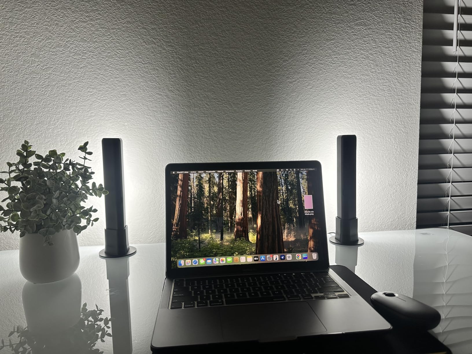 Govee Smart LED Light Bars, Work with Alexa and Google Assistant, RGBICWW WiFi TV Backlights with Scene and Music Modes for Gaming, Pictures, PC, Room Decoration - Customer Photo 1