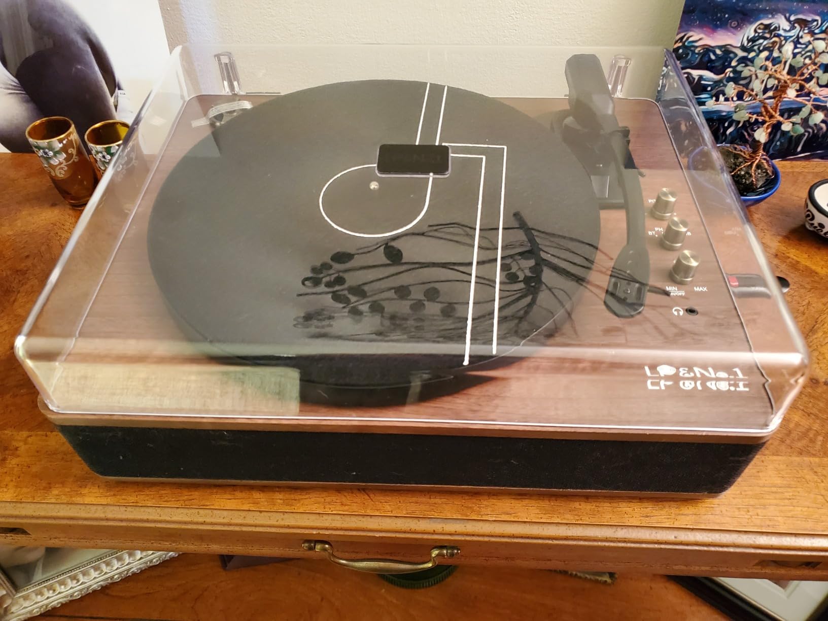 LP&NO.1 Record Player Turntable with Built-in Speakers and USB Play&Recording Belt-Driven Vintage Phonograph Record Player 3 Speed for Entertainment and Home Decoration (Mahogany Wood) - Customer Photo 2