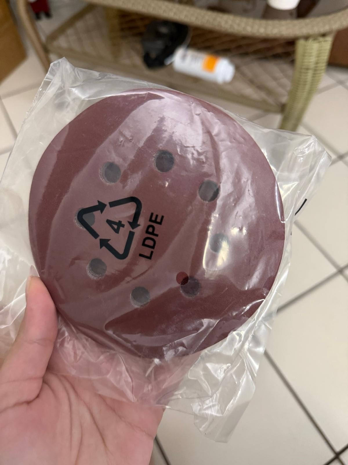 5-Inch Random Orbital Sander, HYCHIKA 13000RPM Electric Orbital Sander with 6 Various Speeds, Palm Sander with 12 Pcs Sandpapers, 1 Pcs Dust Bag, Fit for Woodworking/Sanding - Customer Photo 1