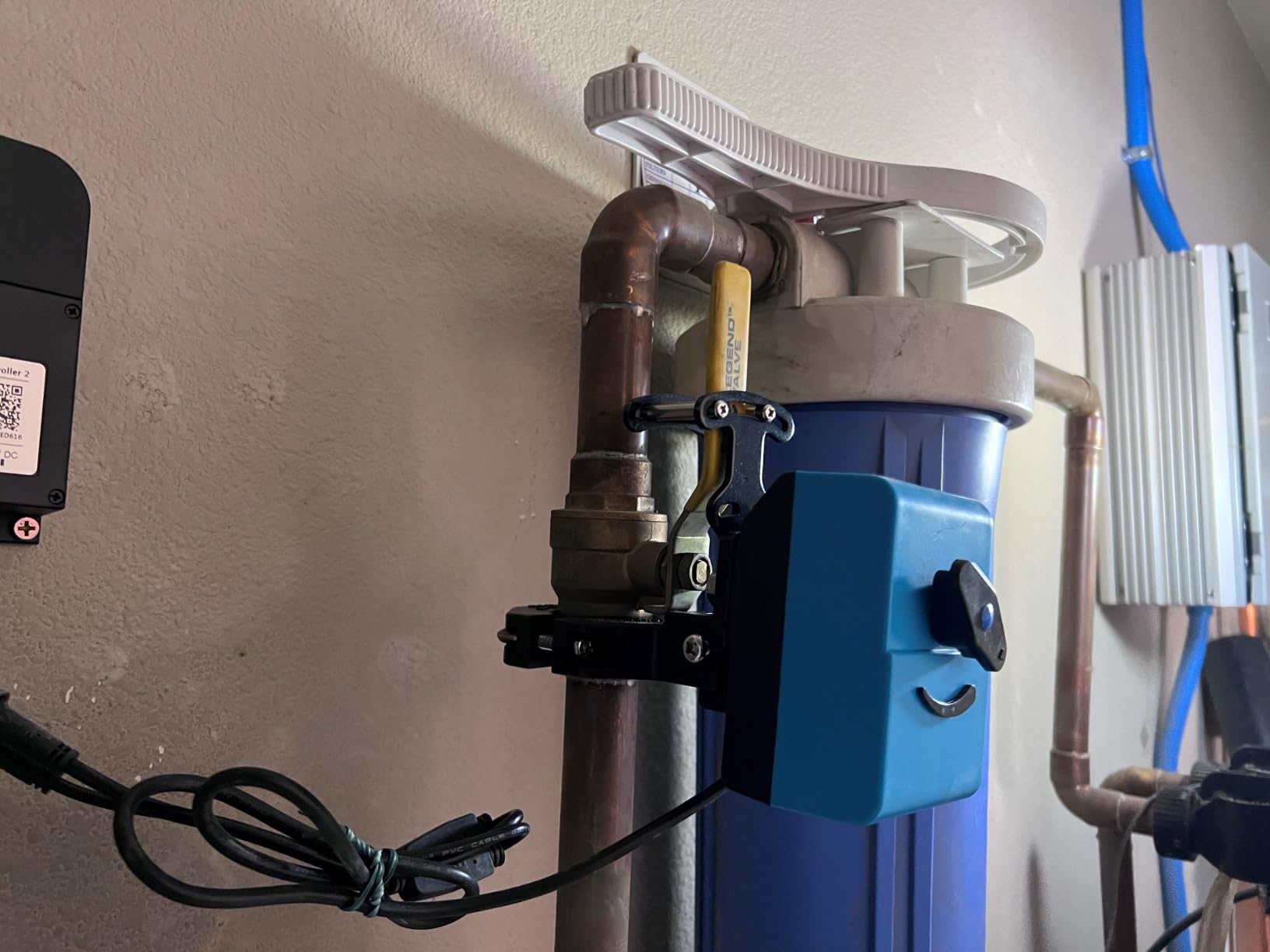 YoLink DIY Automatic Water Leak Detection & Shut-Off Starter Kit, EVO Valve Operator, Wireless Valve Controller, (3) Leak Sensors, Hub customer photo 2