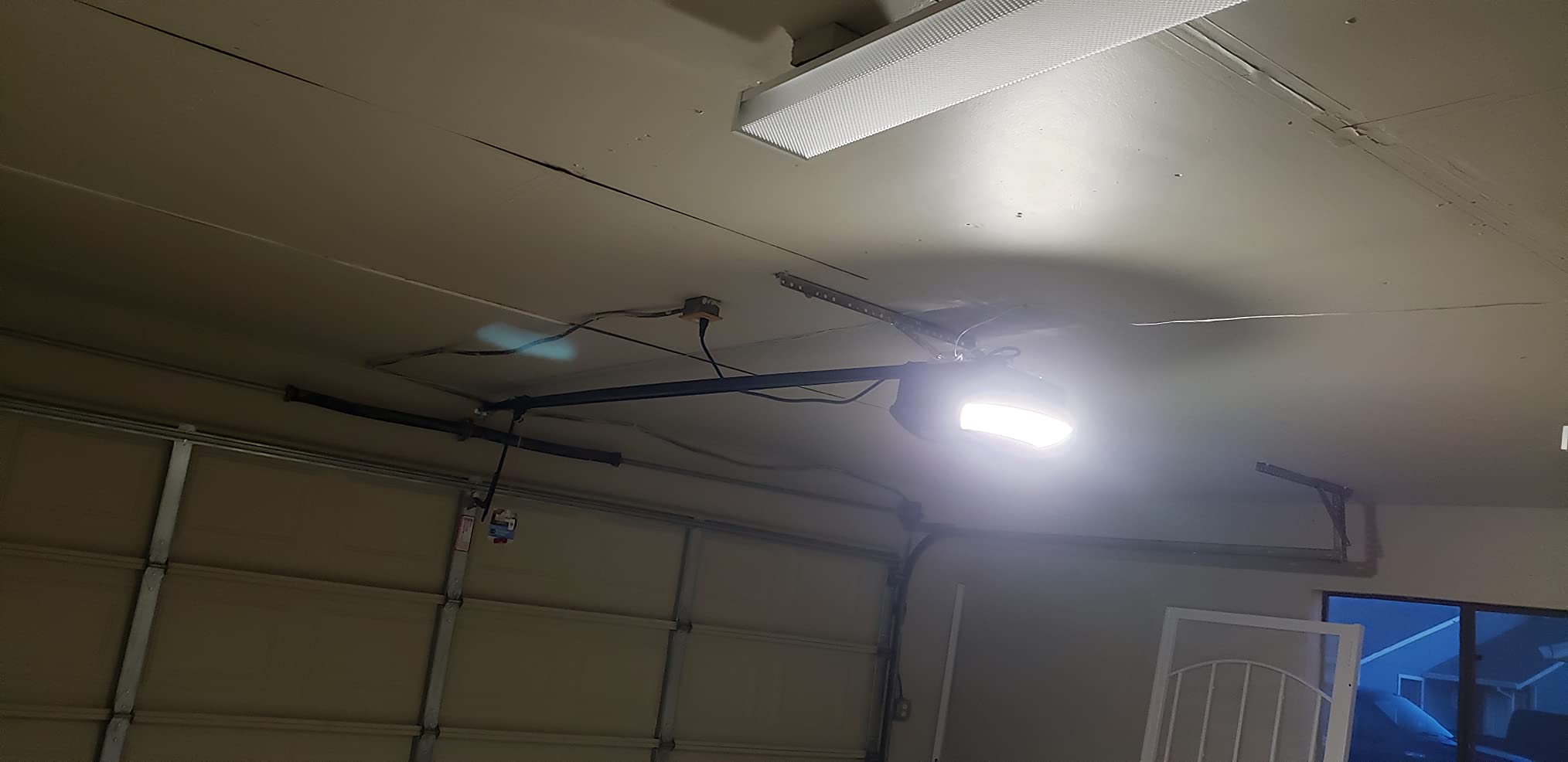 Chamberlain B4643T Smart Built in Camera-myQ Smartphone Controlled-Ultra Quiet, Strong Belt Drive, Blue Garage Door Opener customer photo 2