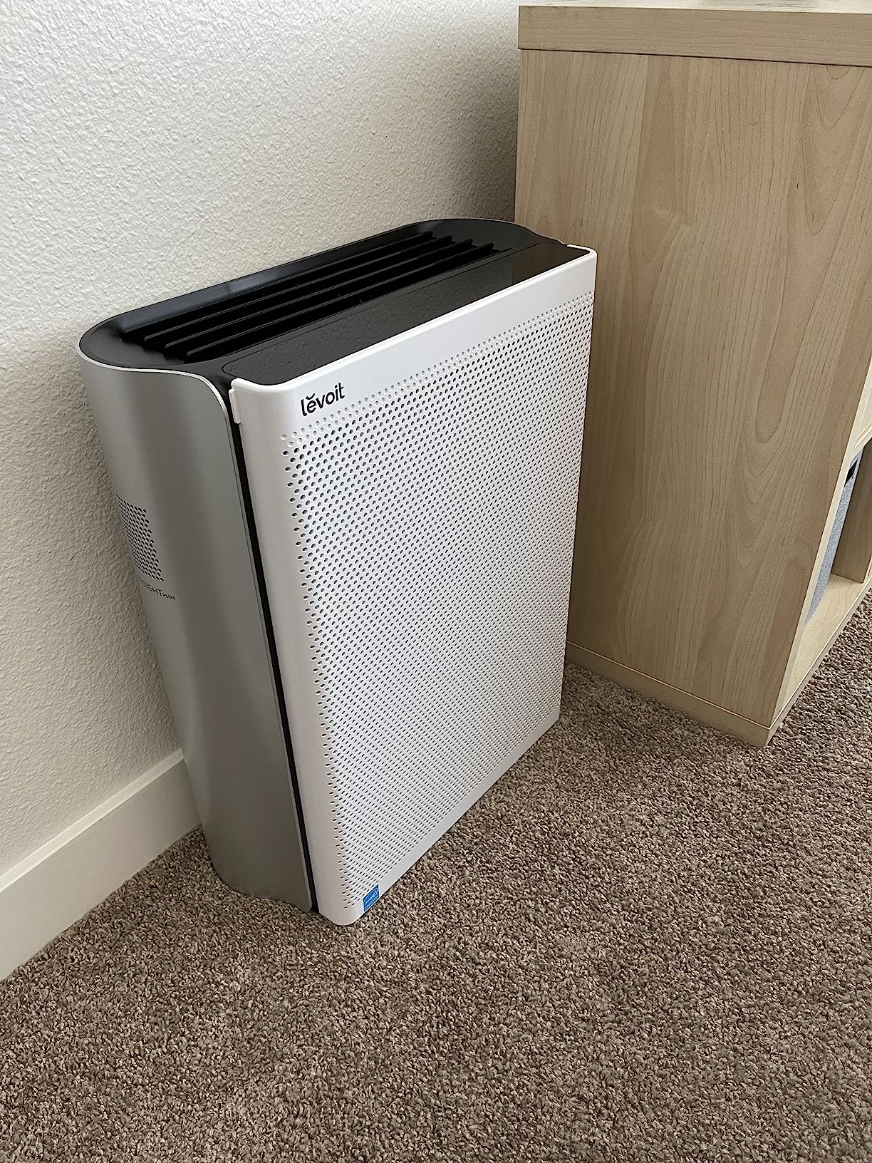 LEVOIT Air Purifiers for Home, Large Room Up to 2933 Ft² With HEPA Sleep Mode, AHAM VERIFIDE, Smart WIFI, PM2.5 Monitor, 3-in-1 Filter For Smoke, Pet Allergies, Dust, Alexa Control, Core 600S-P, White - Customer Photo 2