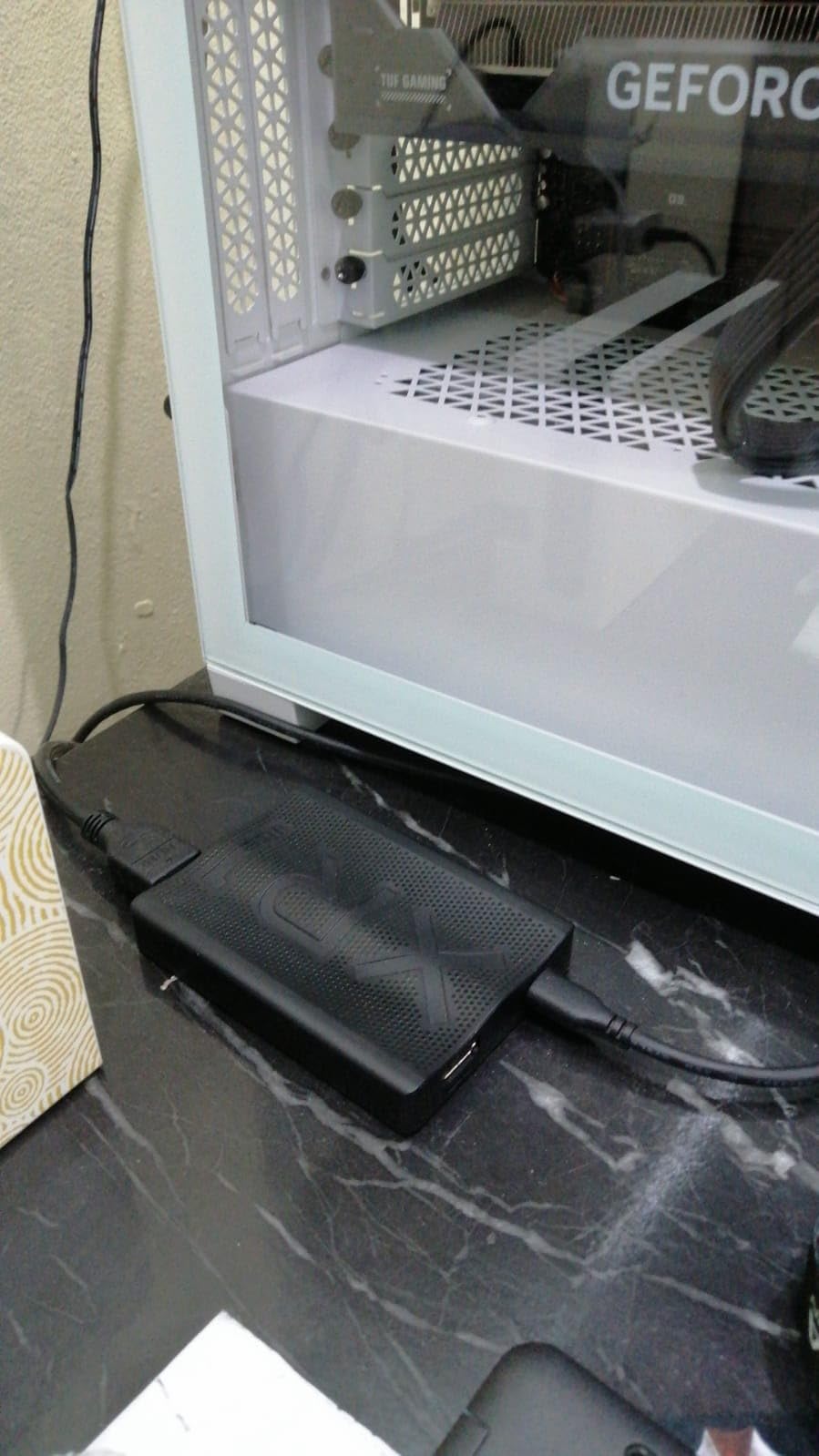 EVGA XR1 lite Capture Card, Certified for OBS, USB 3.0, 4K Pass Through, PC, PS5, PS4, Xbox Series X and S, Xbox One, Nintendo Switch, 141-U1-CB20-LR - Customer Photo 1