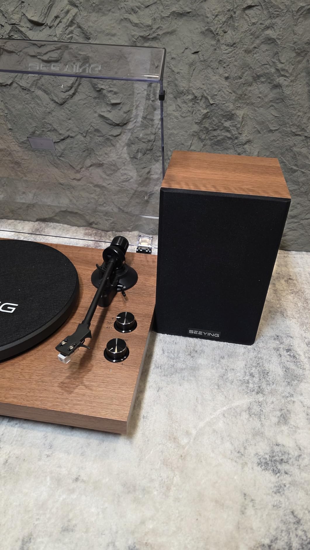 Record Player Vinyl Bluetooth Turntable with 36 Watt Stereo Bookshelf Speakers, Hi-Fi System with Magnetic Cartridge, USB Recording and Auto Stop - Customer Photo 1