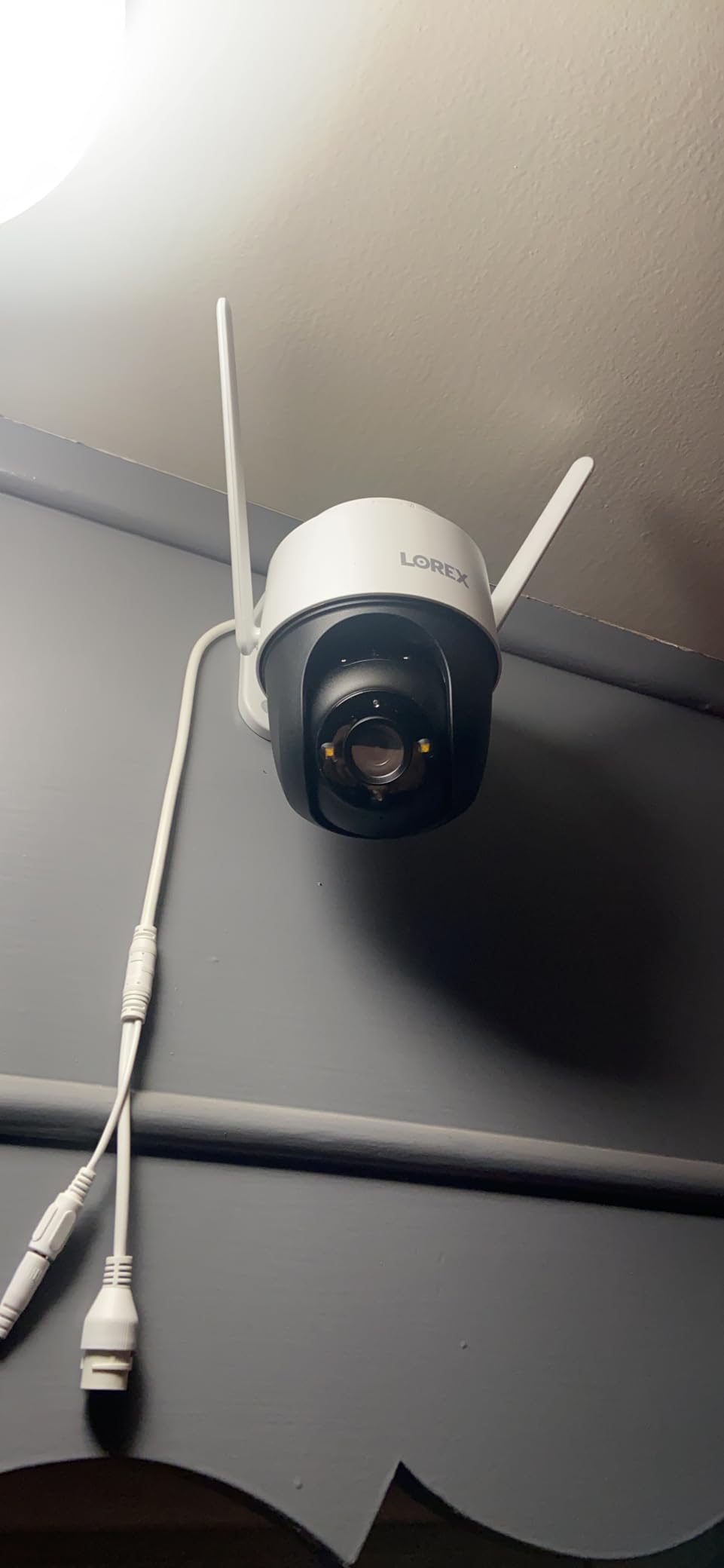 Lorex 2K Pan-Tilt Outdoor WiFi Security Camera, 360° View, Auto-Tracking, Color Night Vision, Person Detection, Warning Light & Siren, IP66 Weatherproof, 32GB MicroSD Included, No Monthly Fee - Customer Photo 1