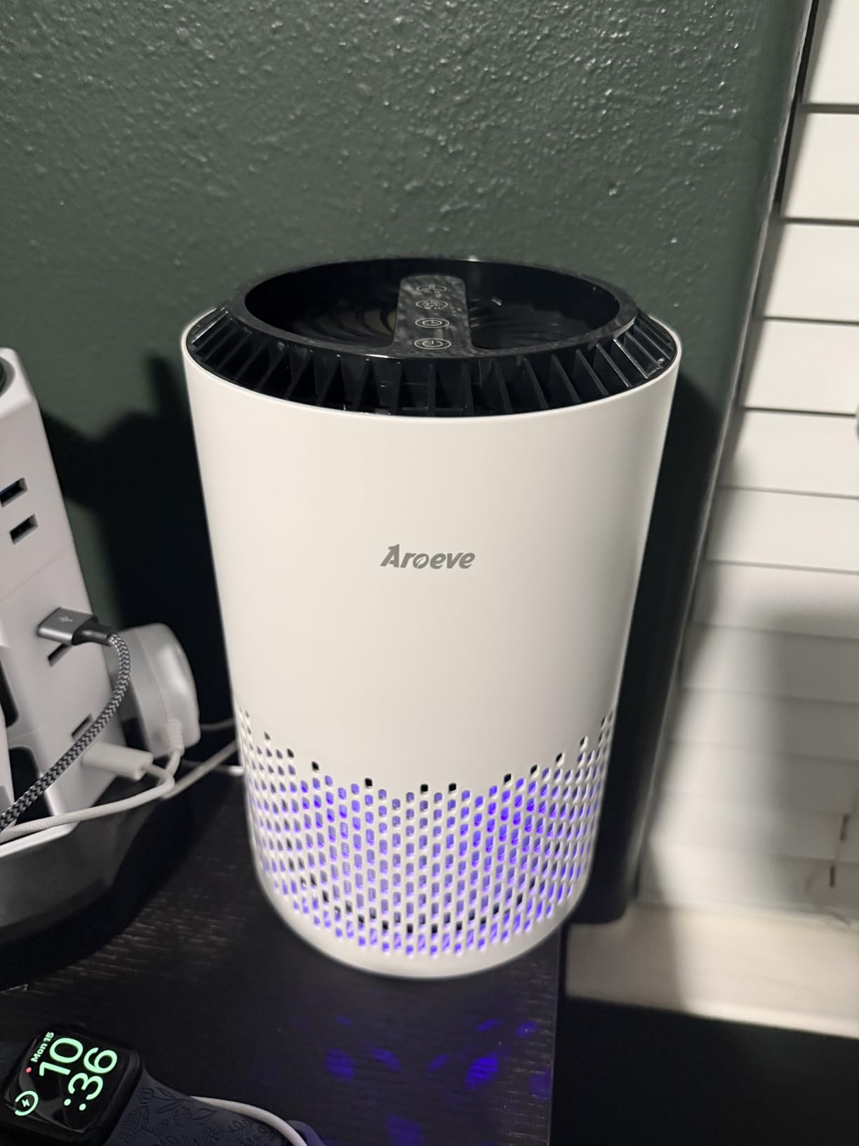 AROEVE Air Purifiers for Bedroom Home, 3 Layer Filter for Smoke Pollen Allergies Pet Dander Odor, Sleep Mode for Better Sleep, Energy Saving, 3 Speeds, Timer for Office, Dorm, Kitchen, MK01, White - Customer Photo 2