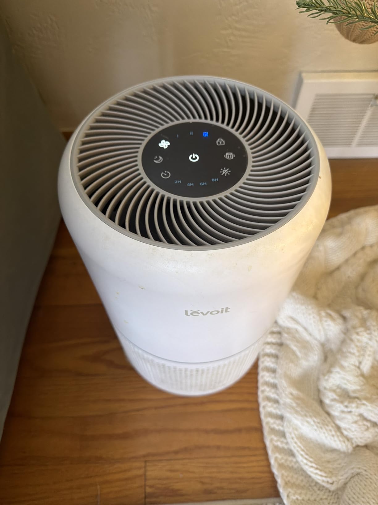 LEVOIT Air Purifiers for Bedroom Home Dorm, 3-in-1 Filter Cleaner with Fragrance Sponge for Better Sleep,Portable Filters Smoke, Allergens, Pet Dander, Odor, Dust, Office, Desktop, Core Mini-P, White - Customer Photo 1