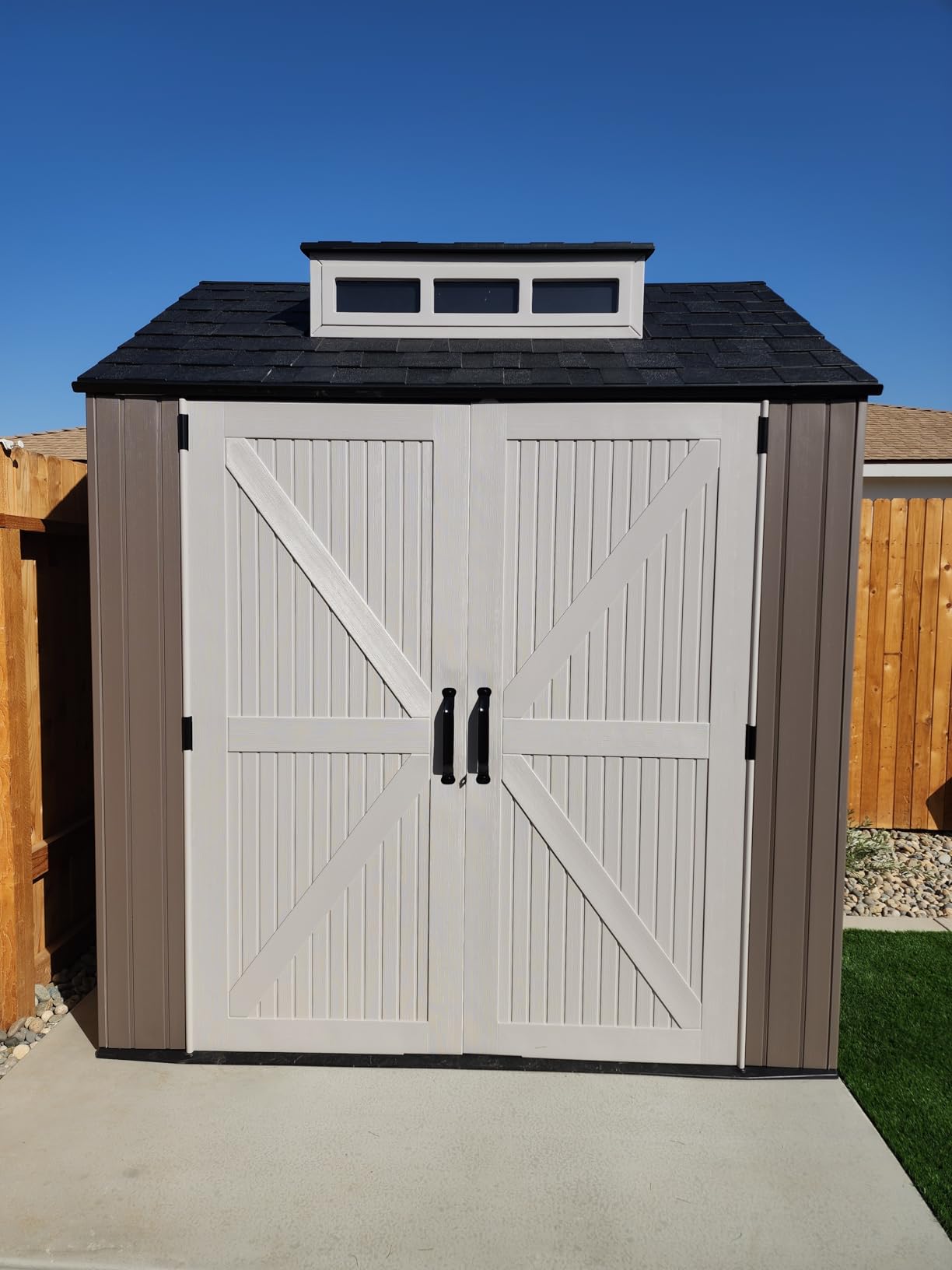 Rubbermaid Resin Outdoor Storage Shed With Floor (7 x 7 Ft) Weather Resistant Gray Organization for Home/Backyard/Garden Tools/Lawn Mower/Bike Storage/Pool Supplies Customer Review Rubbermaid Resin Outdoor Storage Shed With Floor (7 x 7 Ft) Weather Resistant Gray Organization for Home/Backyard/Garden Tools/Lawn Mower/Bike Storage/Pool Supplies - Customer Photo 1