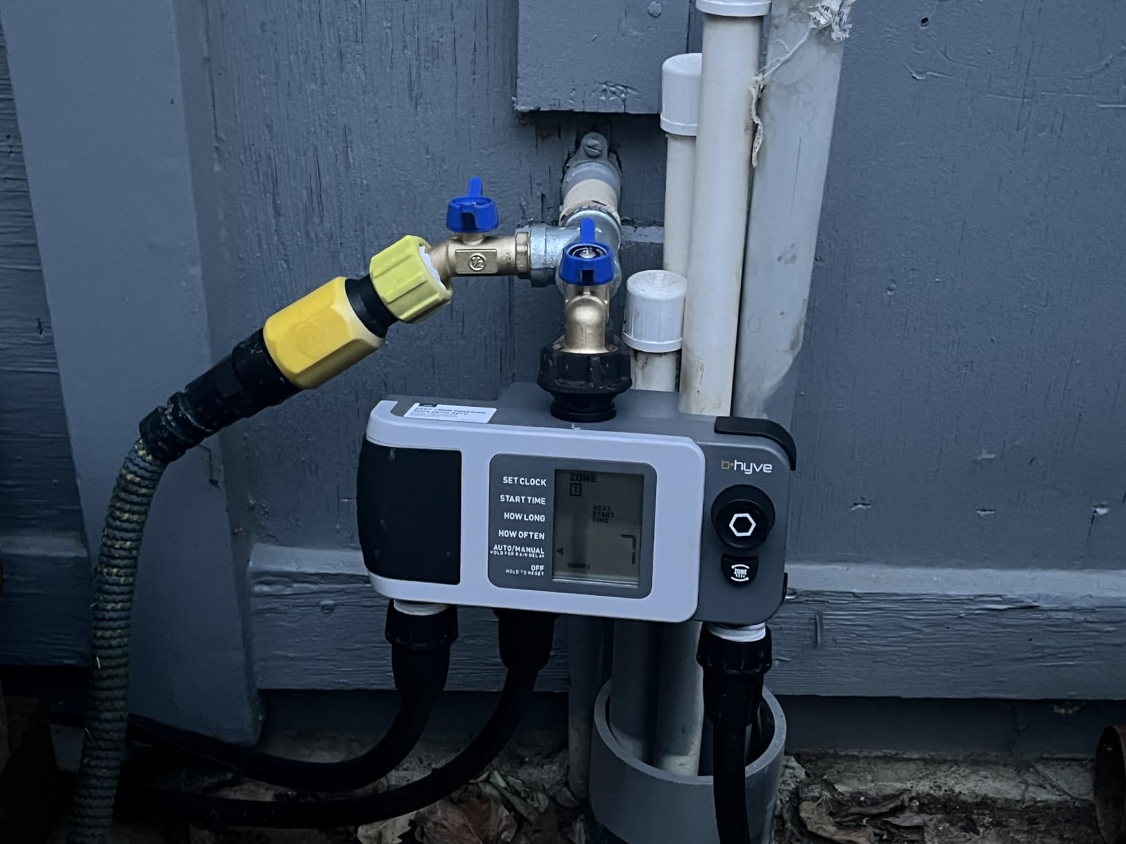 Orbit 24639 B-hyve XD 4-Port Smart Hose Watering Timer with Wi-Fi Hub Customer Review Orbit 24639 B-hyve XD 4-Port Smart Hose Watering Timer with Wi-Fi Hub - Customer Photo 1