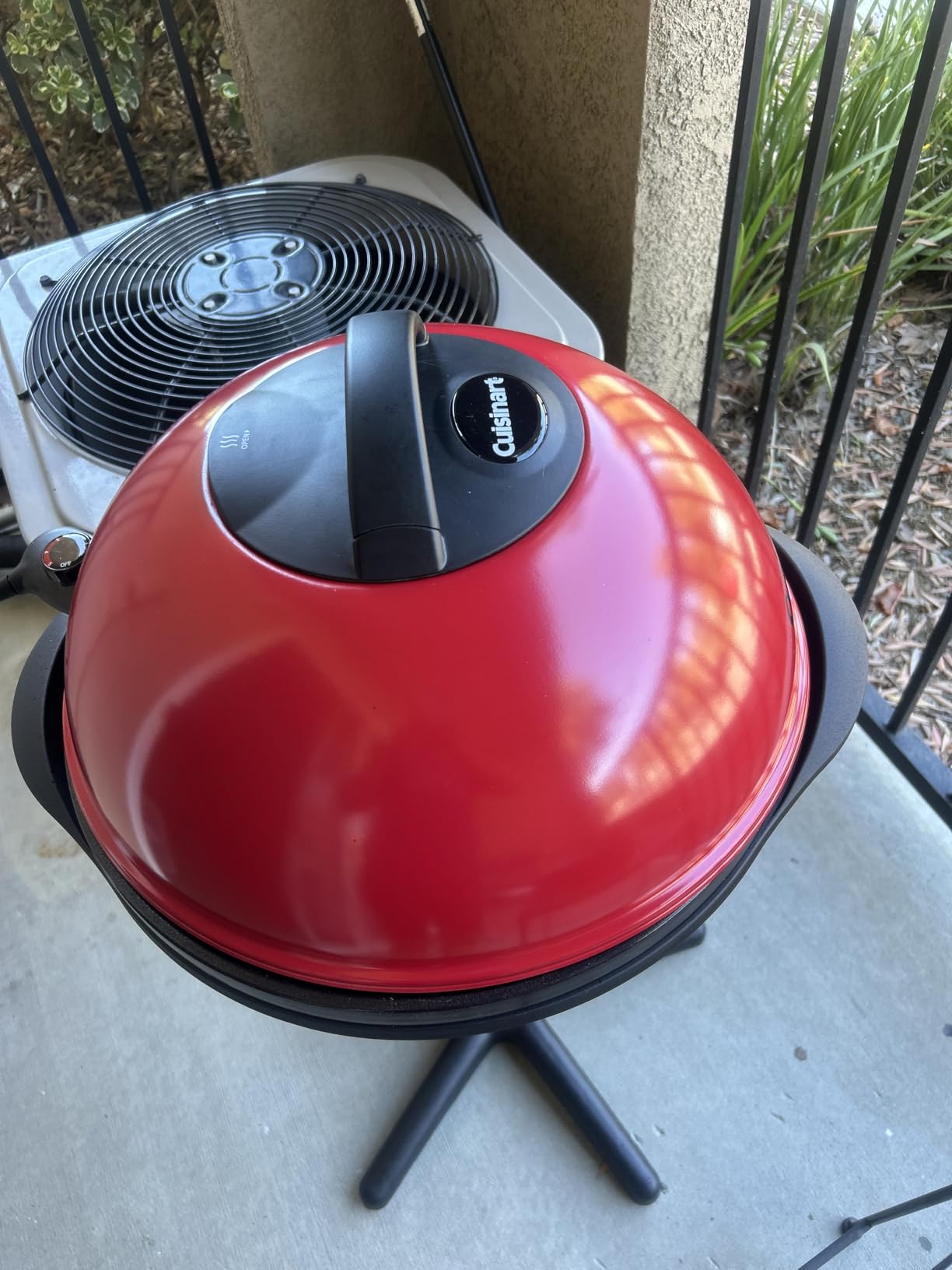 Cuisinart Indoor/Outdoor Electric Grill, 2-in-1 Portable BBQ with Nonstick Cooking Surface, Electric Grill Outdoor with Adjustable Heat, Stand/Tabletop Options for Cookouts, Barbecues, Small Spaces Customer Review Cuisinart Indoor/Outdoor Electric Grill, 2-in-1 Portable BBQ with Nonstick Cooking Surface, Electric Grill Outdoor with Adjustable Heat, Stand/Tabletop Options for Cookouts, Barbecues, Small Spaces - Customer Photo 3