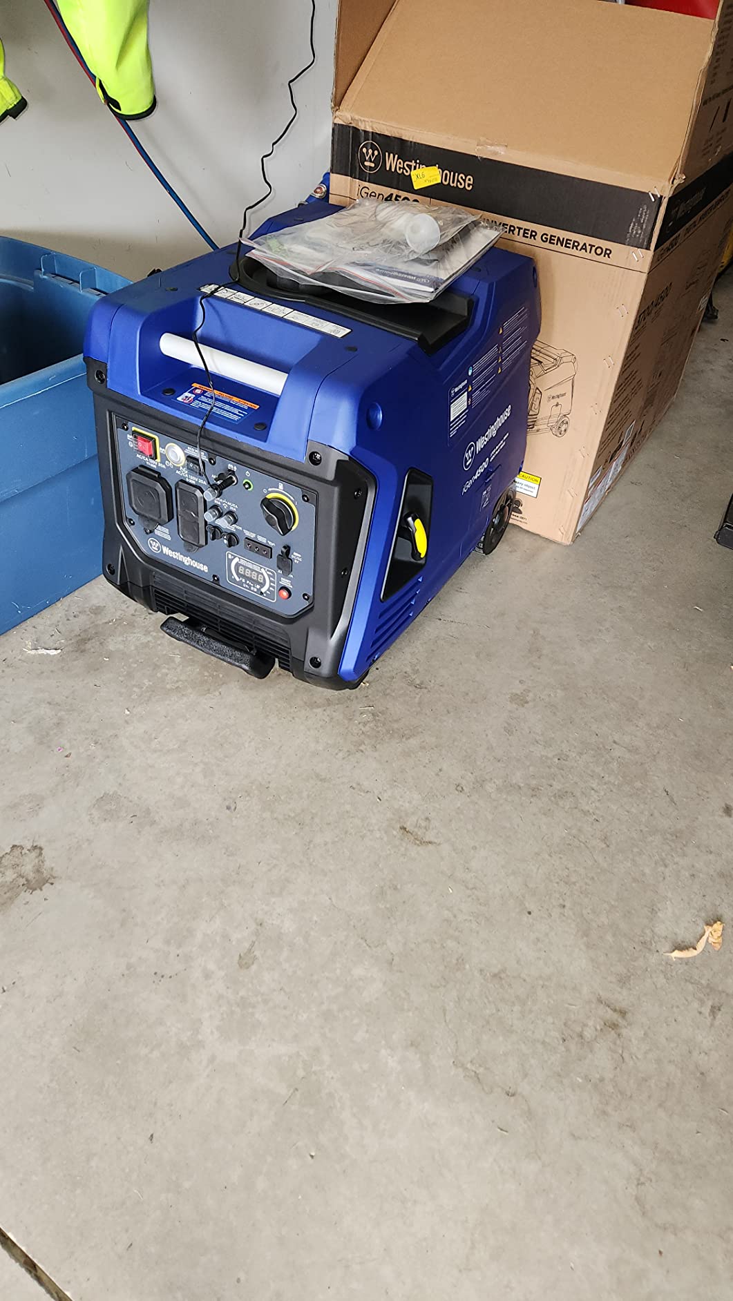 Westinghouse 5000 Peak Watt Super Quiet Dual Fuel Portable Inverter Generator, Remote Electric Start, Gas & Propane Powered, RV Ready 30A Outlet, Parallel Capable, Blue/Black Customer Review Westinghouse 5000 Peak Watt Super Quiet Dual Fuel Portable Inverter Generator, Remote Electric Start, Gas & Propane Powered, RV Ready 30A Outlet, Parallel Capable, Blue/Black - Customer Photo 1