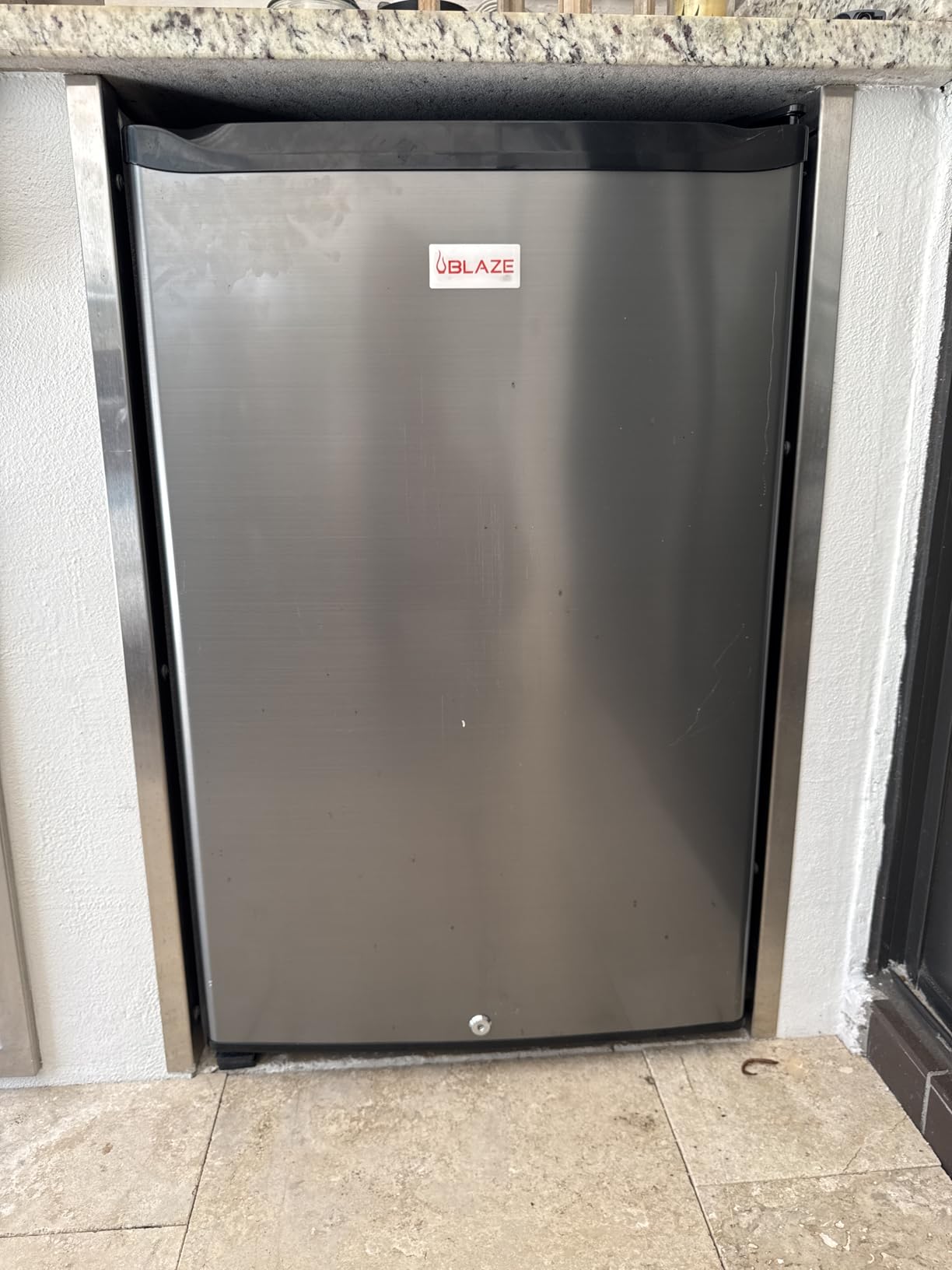 Blaze 20-Inch Outdoor Rated Compact Refrigerator | 4.4 Cu Ft Stainless Steel Fridge with LED Lighting, Dial Thermostat, Reversible Door & Recessed Handle | BLZ-SSRF-126 - Customer Photo 4