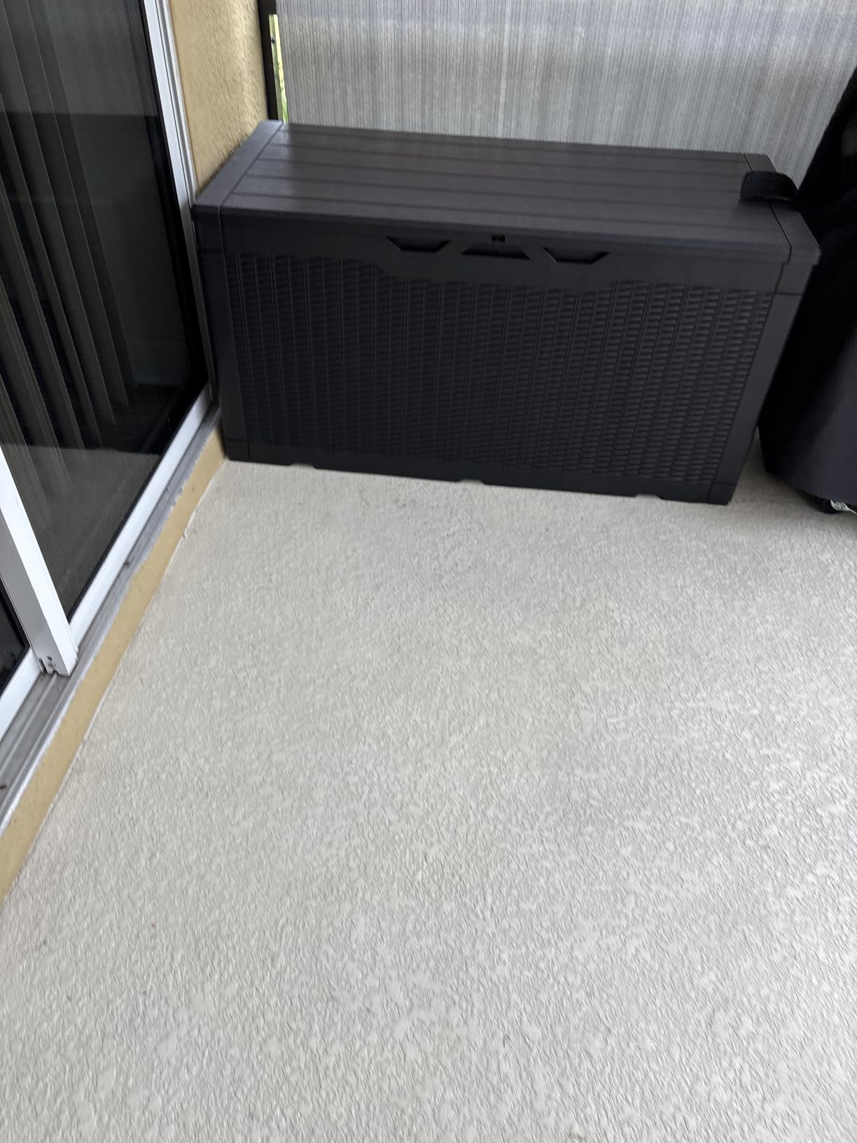 Devoko 100 Gallon Waterproof Large Resin Deck Box Indoor Outdoor Lockable Storage Container for Patio Furniture Cushions Garden Tools (100 Gallon, Black) - Customer Photo 2