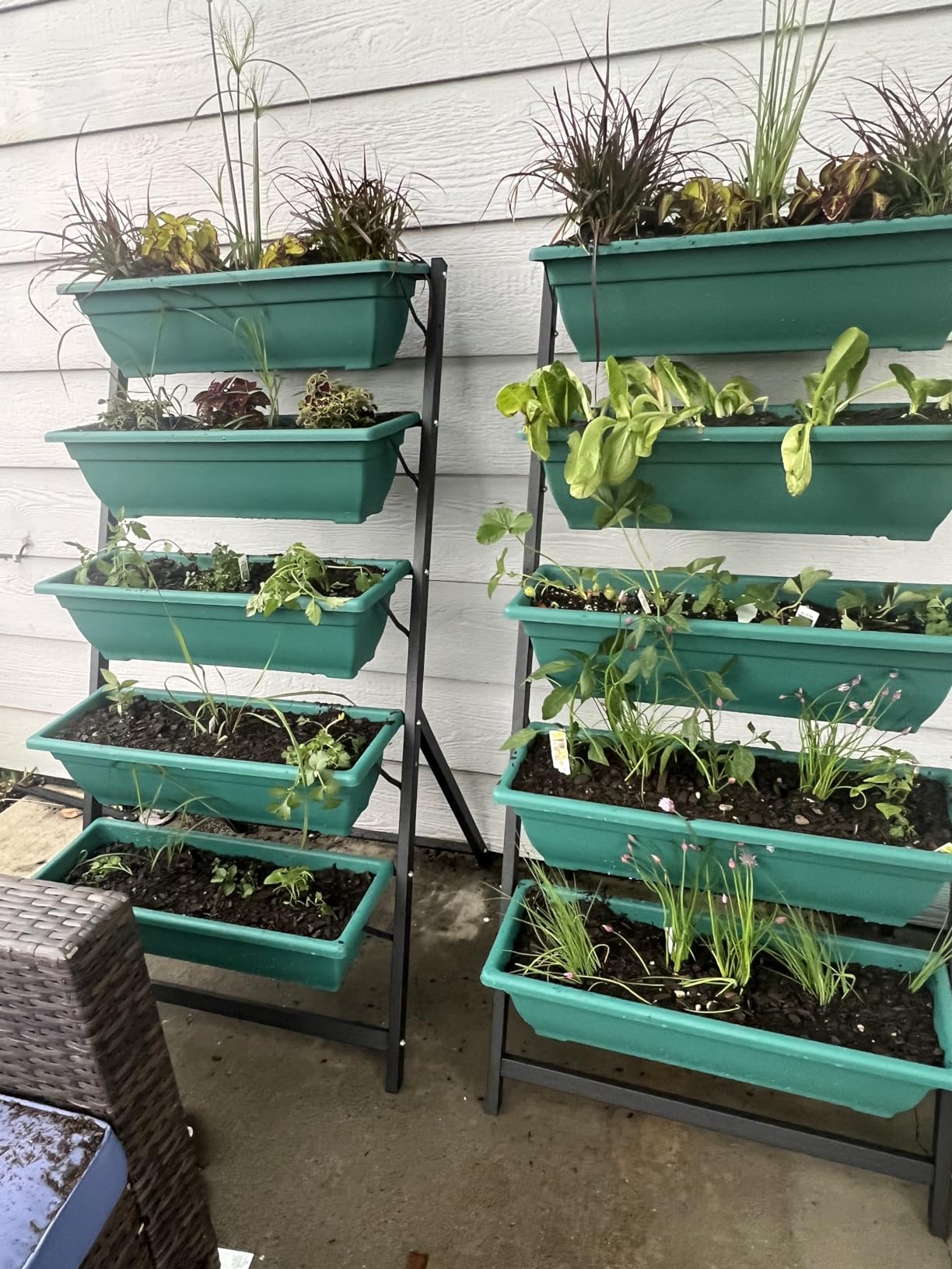 EDOSTORY 4.5 FT Height Vertical Garden Planter Removable Pale Green Raised Bed Box with 5 Container Boxes,Digging Claw Gloves,Trowel,Purning Shears for Outdoor Vegetables Flowers - Customer Photo 1