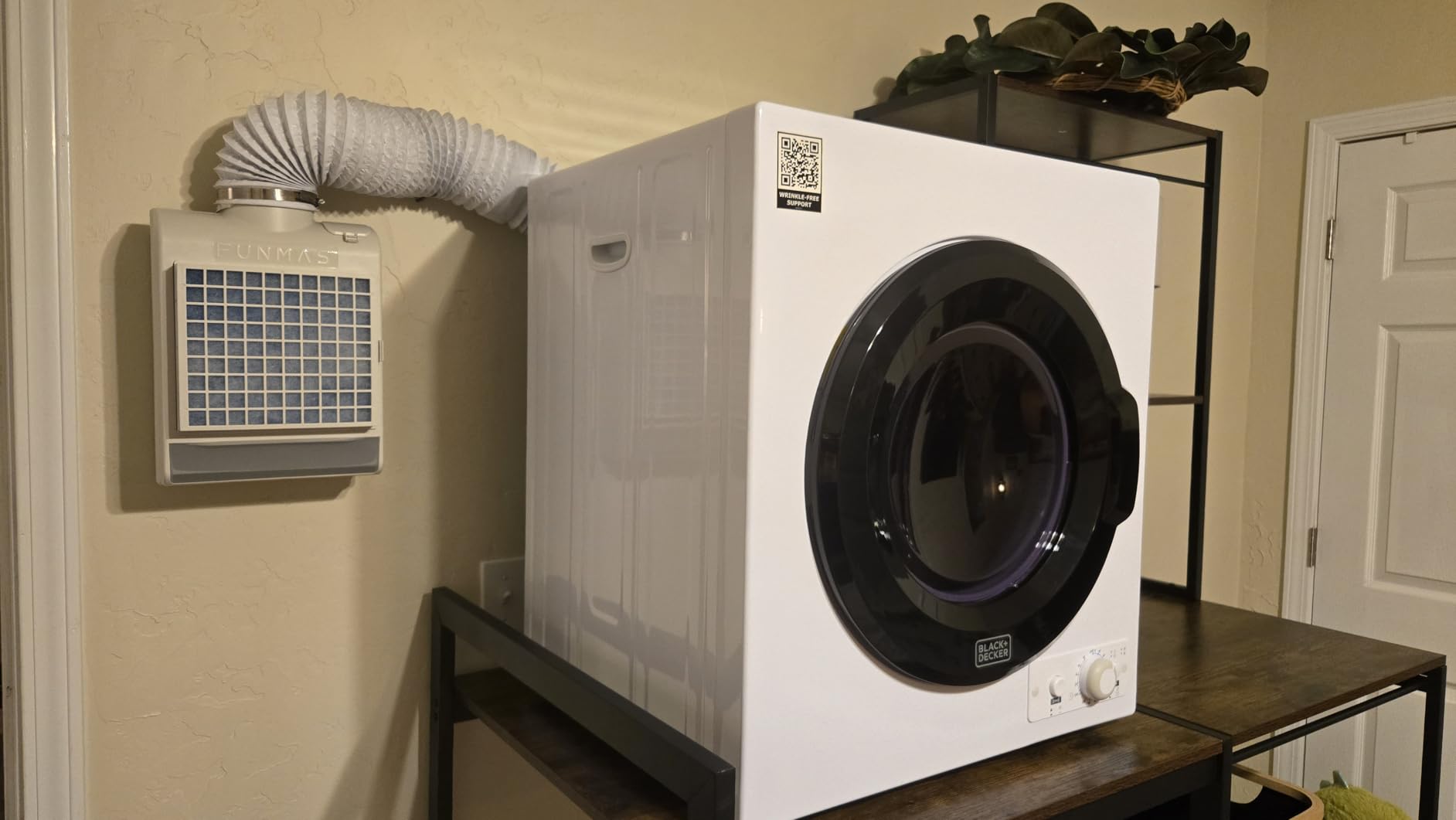 BLACK+DECKER 4.4 Cu. Ft. Electric Dryer with Heat Pump, 22 lb. Capacity , 240V Electric Clothes Dryer with 16 Cycles, Without Outside Exhaust, BDFH44M, White - Customer Photo 2