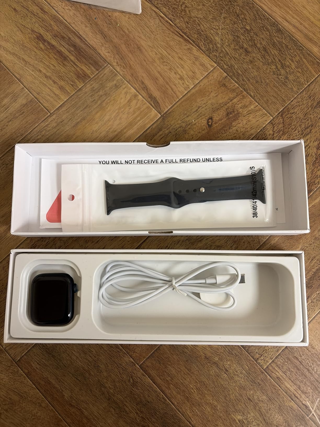 Apple Watch Series 7 (GPS, 41mm) Starlight Aluminum Case with Starlight Sport Band, Regular (Renewed) - Customer Photo 1
