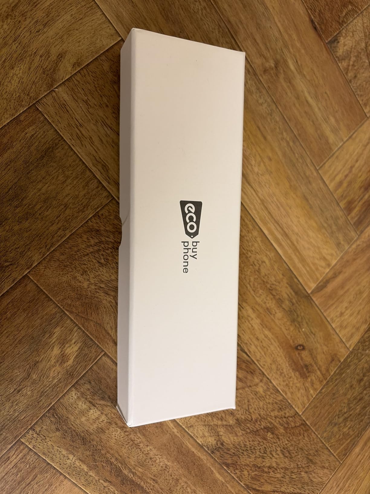 Apple Watch Series 7 (GPS, 41mm) Starlight Aluminum Case with Starlight Sport Band, Regular (Renewed) - Customer Photo 2
