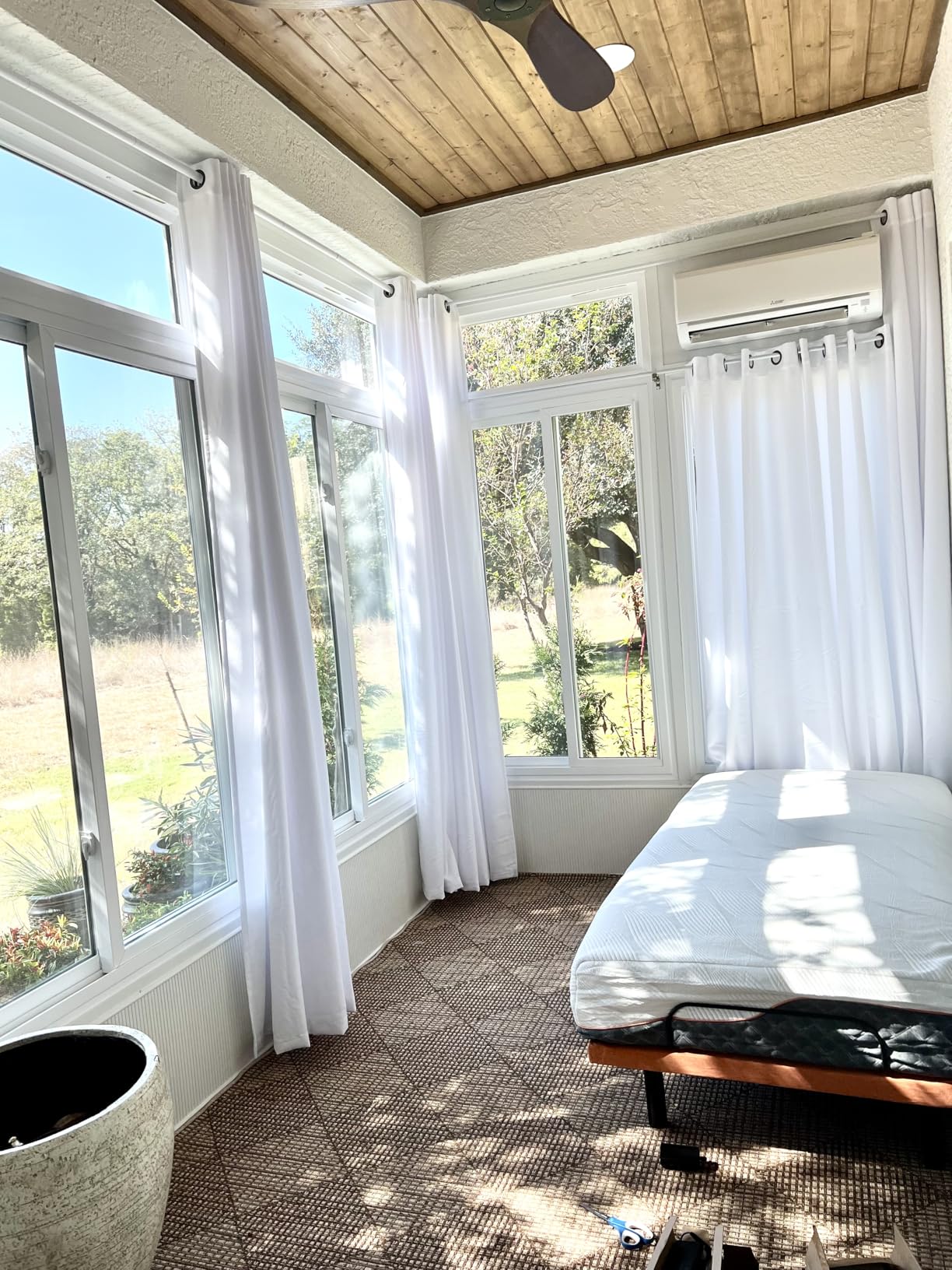 ESHINE Adjustable Bed Frame Queen - Easy to Install in 5 Minutes, Adjustable Bed for Massage, Zero Gravity, Under Bed Lights, Wireless Remote, Foot&Head Incline, Smart Bed, 3000 Premium Series - Customer Photo 1