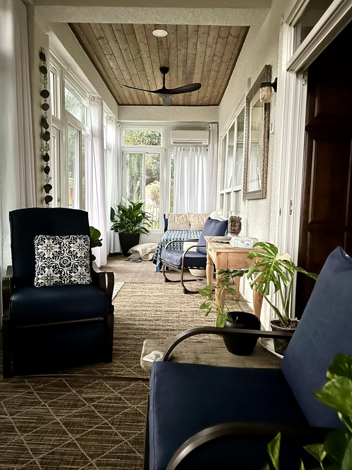 ESHINE Adjustable Bed Frame Queen - Easy to Install in 5 Minutes, Adjustable Bed for Massage, Zero Gravity, Under Bed Lights, Wireless Remote, Foot&Head Incline, Smart Bed, 3000 Premium Series - Customer Photo 2