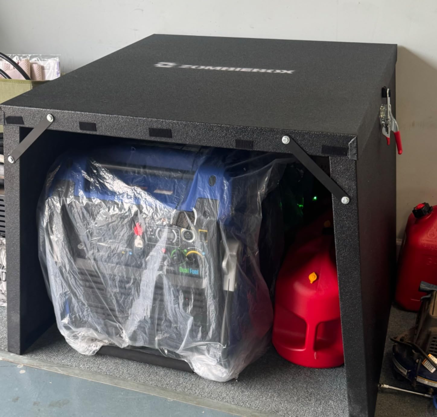 Zombiebox Generator Running Cover & Acoustic Barrier | Heavy-Duty Steel Generator Shelter for Portable Generators up to 12,000W | Outdoor Enclosure & Noise Reduction Tent | Rain & Snow Protection Customer Review Zombiebox Generator Running Cover & Acoustic Barrier | Heavy-Duty Steel Generator Shelter for Portable Generators up to 12,000W | Outdoor Enclosure & Noise Reduction Tent | Rain & Snow Protection - Customer Photo 1