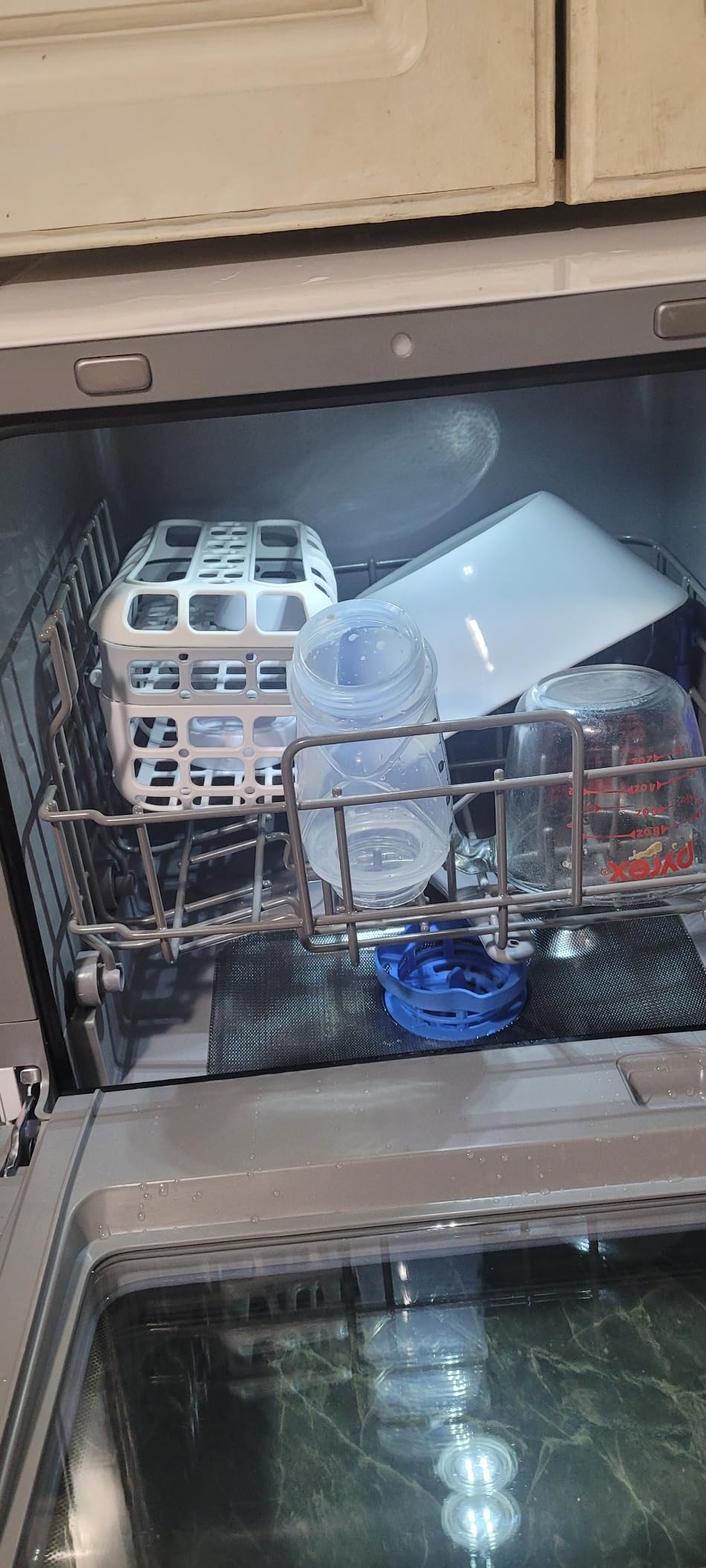 COMFEE' Portable Mini Dishwasher Countertop with 5L Built-in Water Tank for Apartments& RVs, No Hookup Needed, 6 Programs, 360° Dual Spray, 162℉ High-Temp& Air-Dry Function - Customer Photo 2