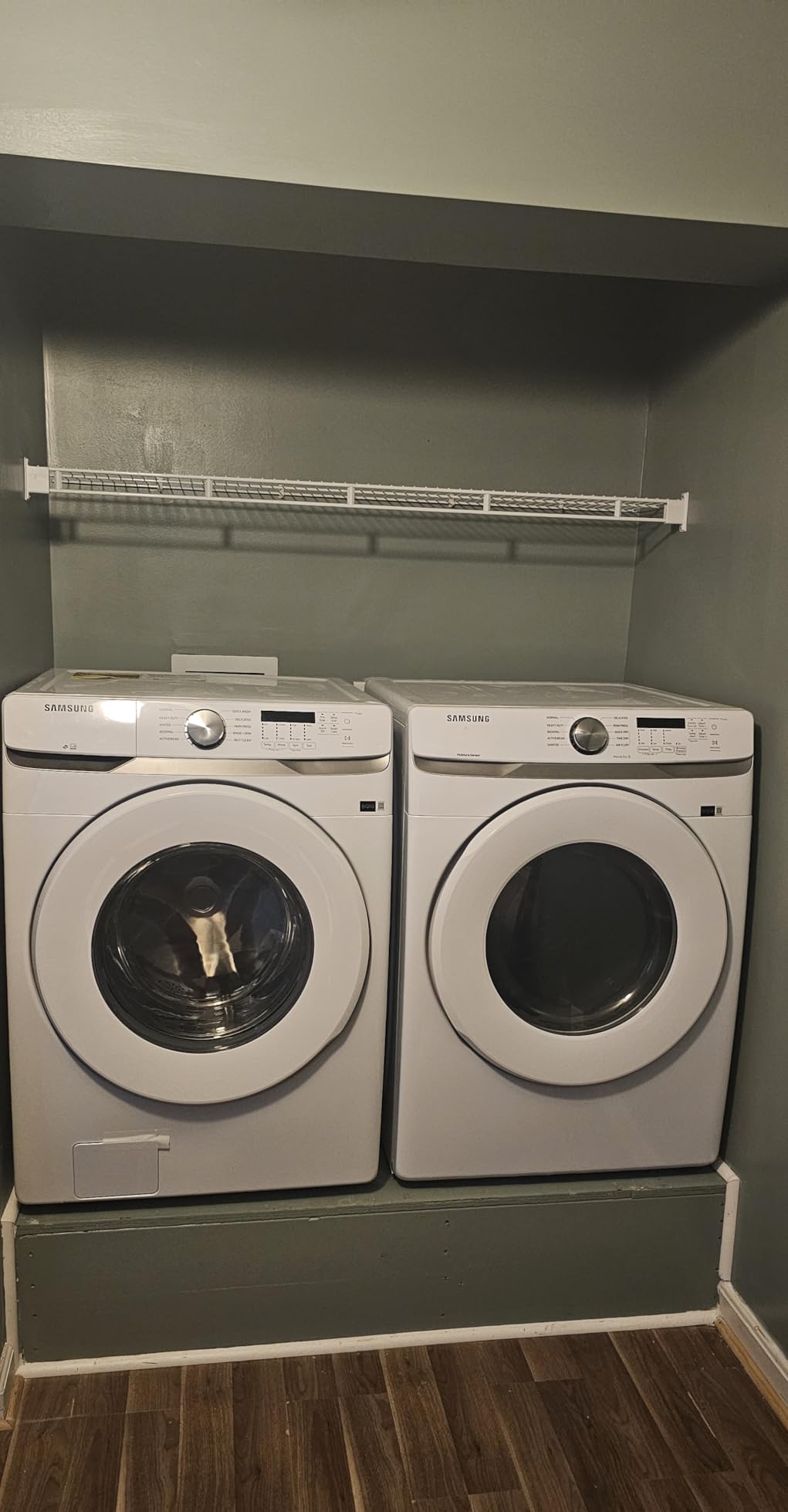 Samsung WF45T6000WPR White Front Load Laundry Package - Customer Photo 2