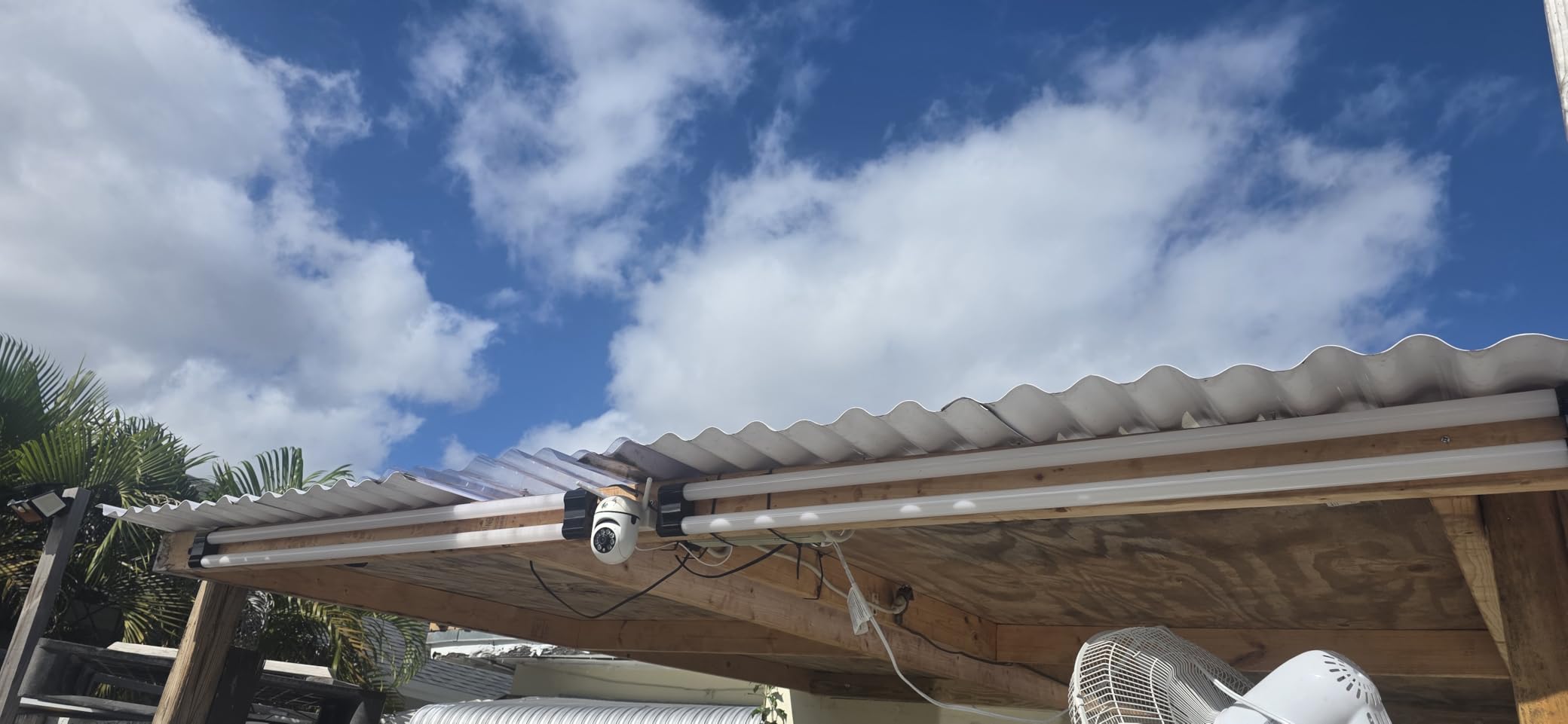 hykolity 2 Pack 4FT Linkable LED Shop Light for Garage, 4400lm, 4FT 42W, 5000K Daylight LED Workbench Light Fixture with Plug, Hanging or Surface Mount, White - ETL - Customer Photo 2