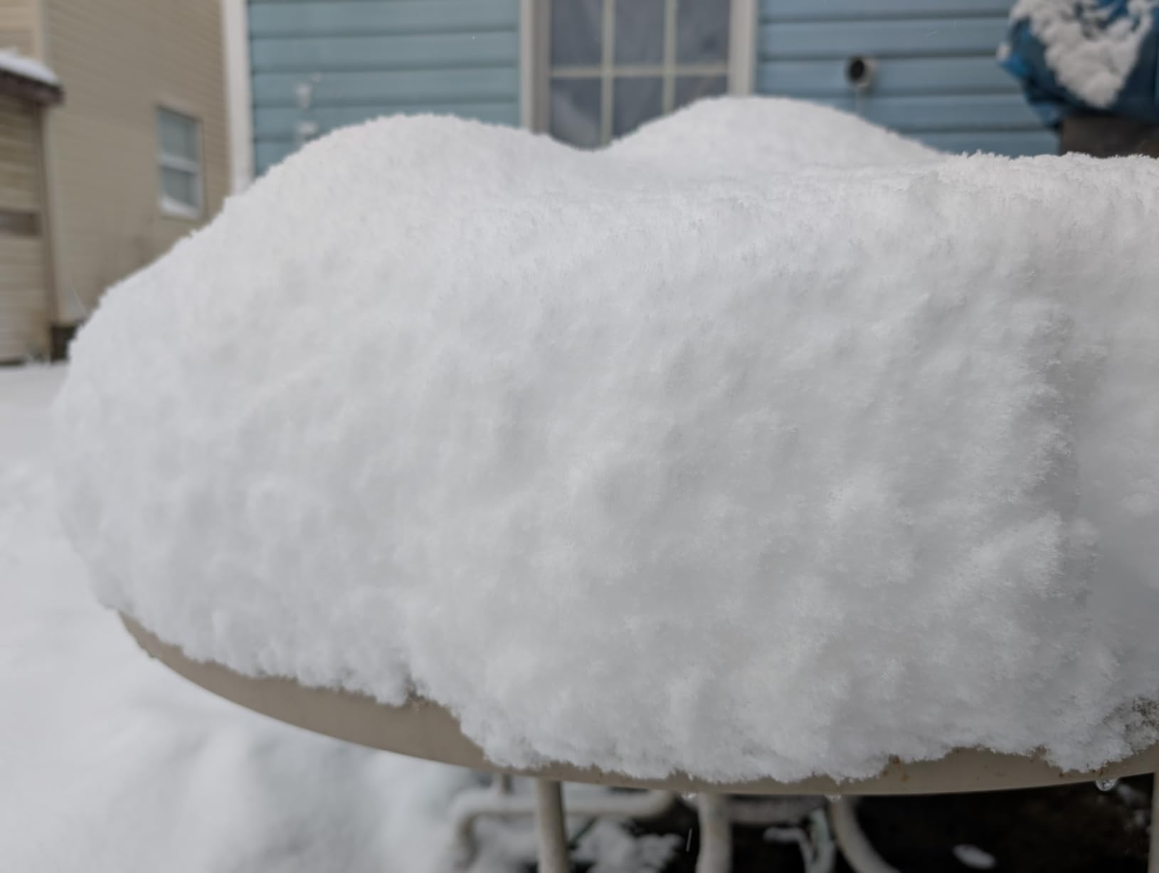 Snow Joe 48V Cordless Snow Blower Kit with Cover, Scraper & LED Headlight, 1200W Brushless Motor, 2x 4Ah Batteries & Charger, 18