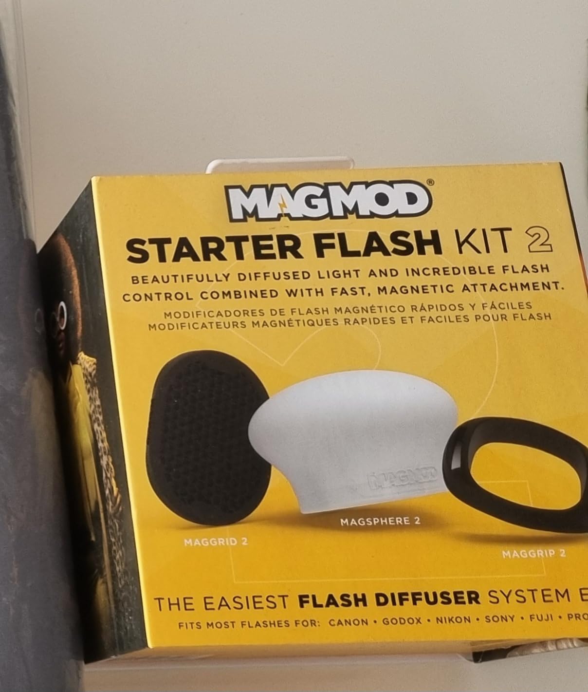 MagMod Starter Flash Diffuser Kit 2, Magnetic Flash Modifier Set for On- and Off-Camera Photography, Includes MagGrip 2, MagGrid 2 and MagSphere 2, Compatible with 99% of All Speedlites Customer Review MagMod Starter Flash Diffuser Kit 2, Magnetic Flash Modifier Set for On- and Off-Camera Photography, Includes MagGrip 2, MagGrid 2 and MagSphere 2, Compatible with 99% of All Speedlites - Customer Photo 1