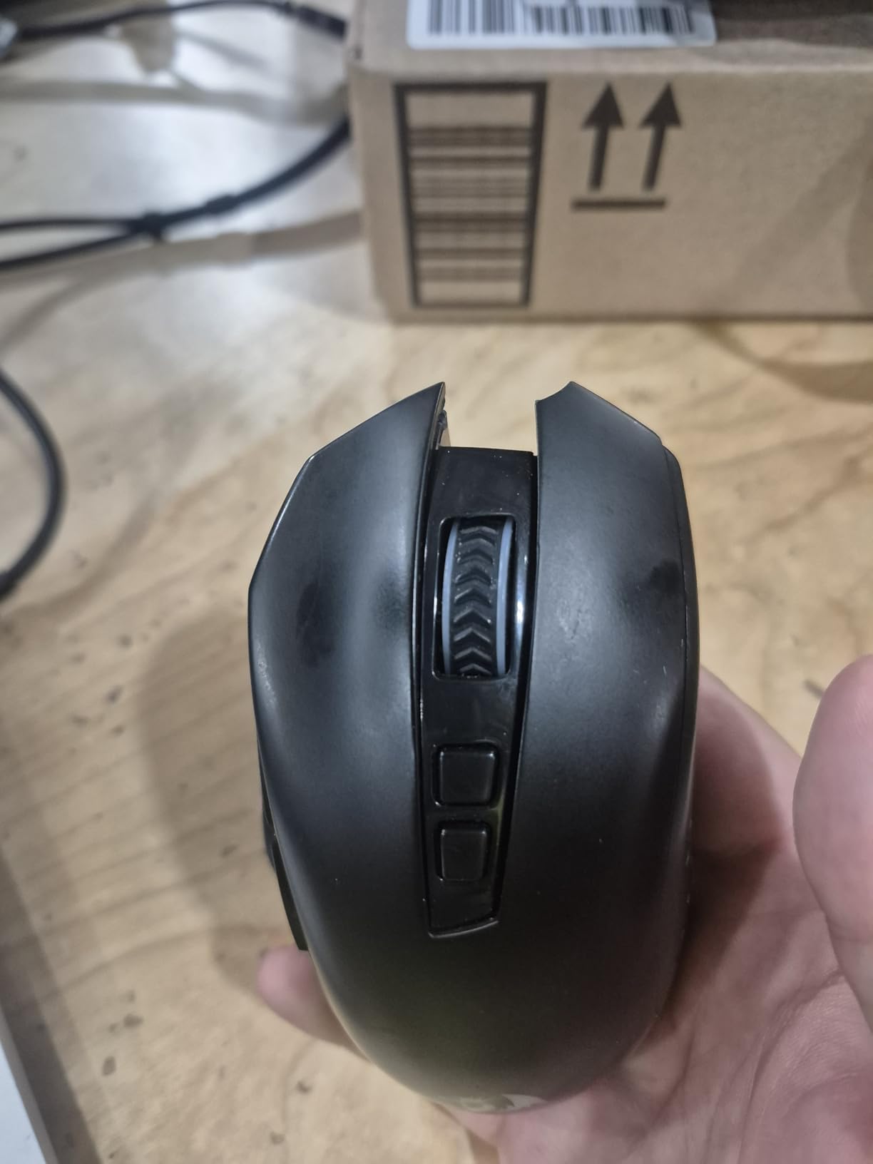 Redragon M656 Gainer Wireless Gaming Mouse, 4000 DPI 2.4Ghz Wireless Mouse w/ 5 DPI Levels, 7 Macro Buttons, Red LED Backlit & Pro Software/Drive Supported, for PC/Mac/Laptop - Customer Photo 1