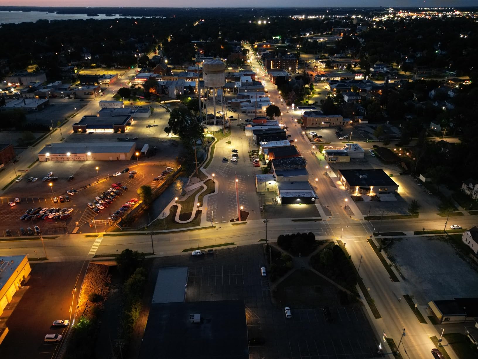 DJI Mini 3 Pro (DJI RC), Mini Drone with 4K Video, 48MP Photo, 34 Mins Flight Time, Less than 249 g, Obstacle Sensing, Return to Home, FAA Remote ID Compliant, Drone with Camera for Adults - Customer Photo 1