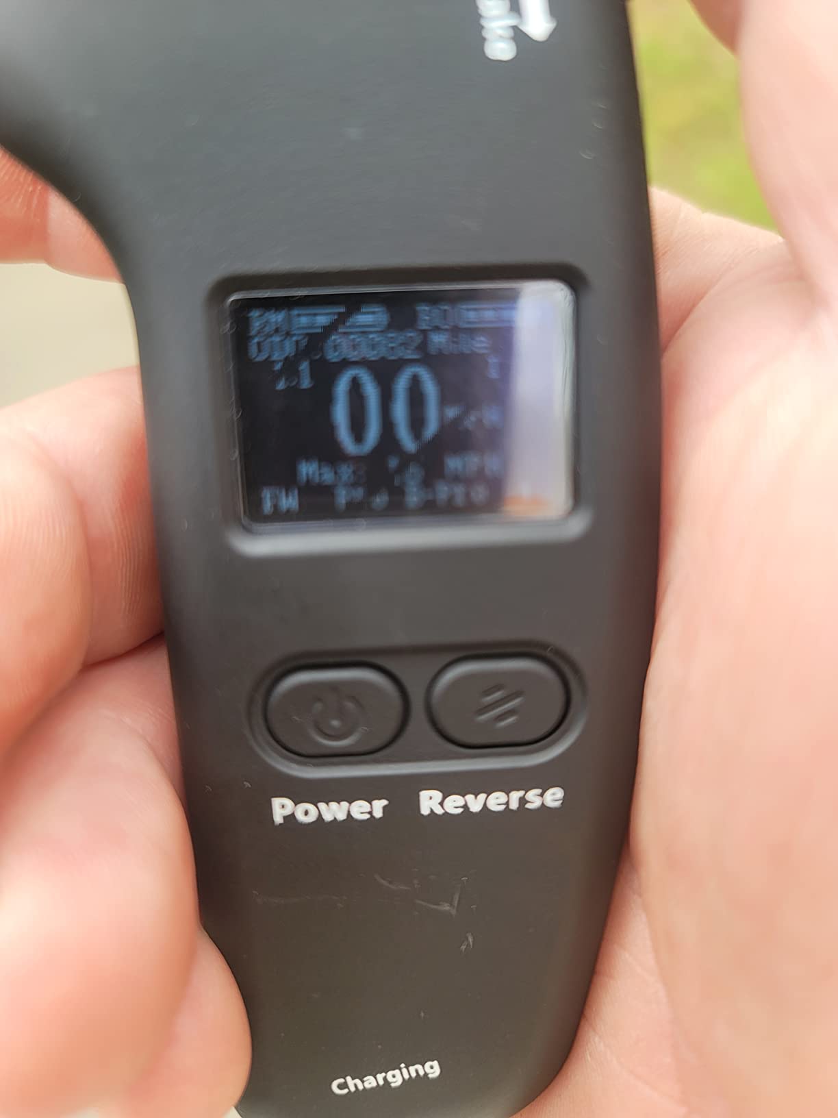 JKING Electric Skateboard Electric Longboard with Remote Control, 900W Hub-Motor, 26 MPH Top Speed, 21.8 Miles Range, 3 Speed Adjustment, Max Load 330 Lbs Customer Review JKING Electric Skateboard Electric Longboard with Remote Control, 900W Hub-Motor, 26 MPH Top Speed, 21.8 Miles Range, 3 Speed Adjustment, Max Load 330 Lbs - Customer Photo 1