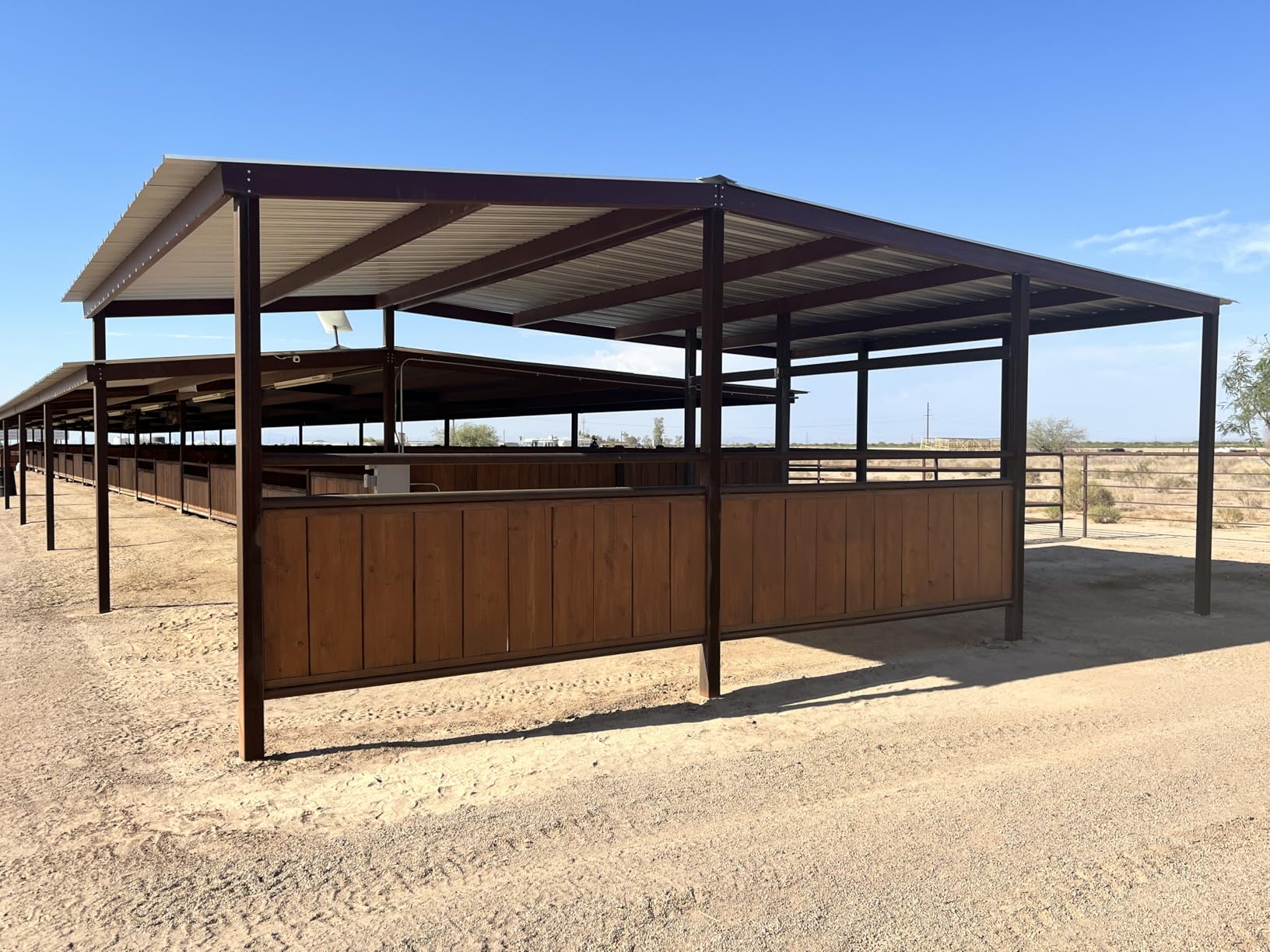 Thompson's WaterSeal Semi-Transparent Waterproofing Wood Stain and Sealer, Natural Cedar, 1 Gallon - Customer Photo 1