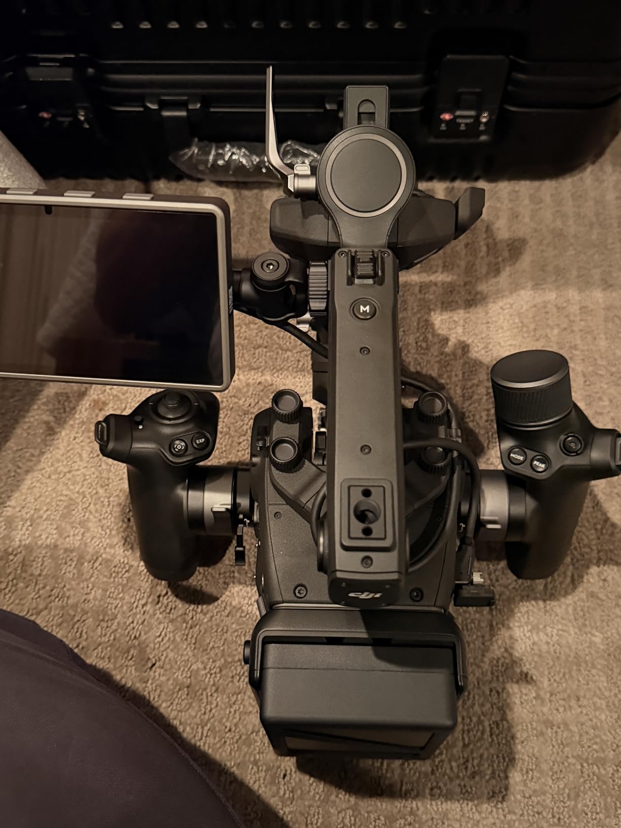 DJI Ronin 4D-6K, 4-Axis Stabilization Full-Frame Gimbal Camera, 6K/60fps Internal ProRes RAW - Customer Photo 1
